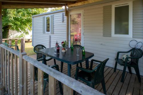 Mobile Home photo 2