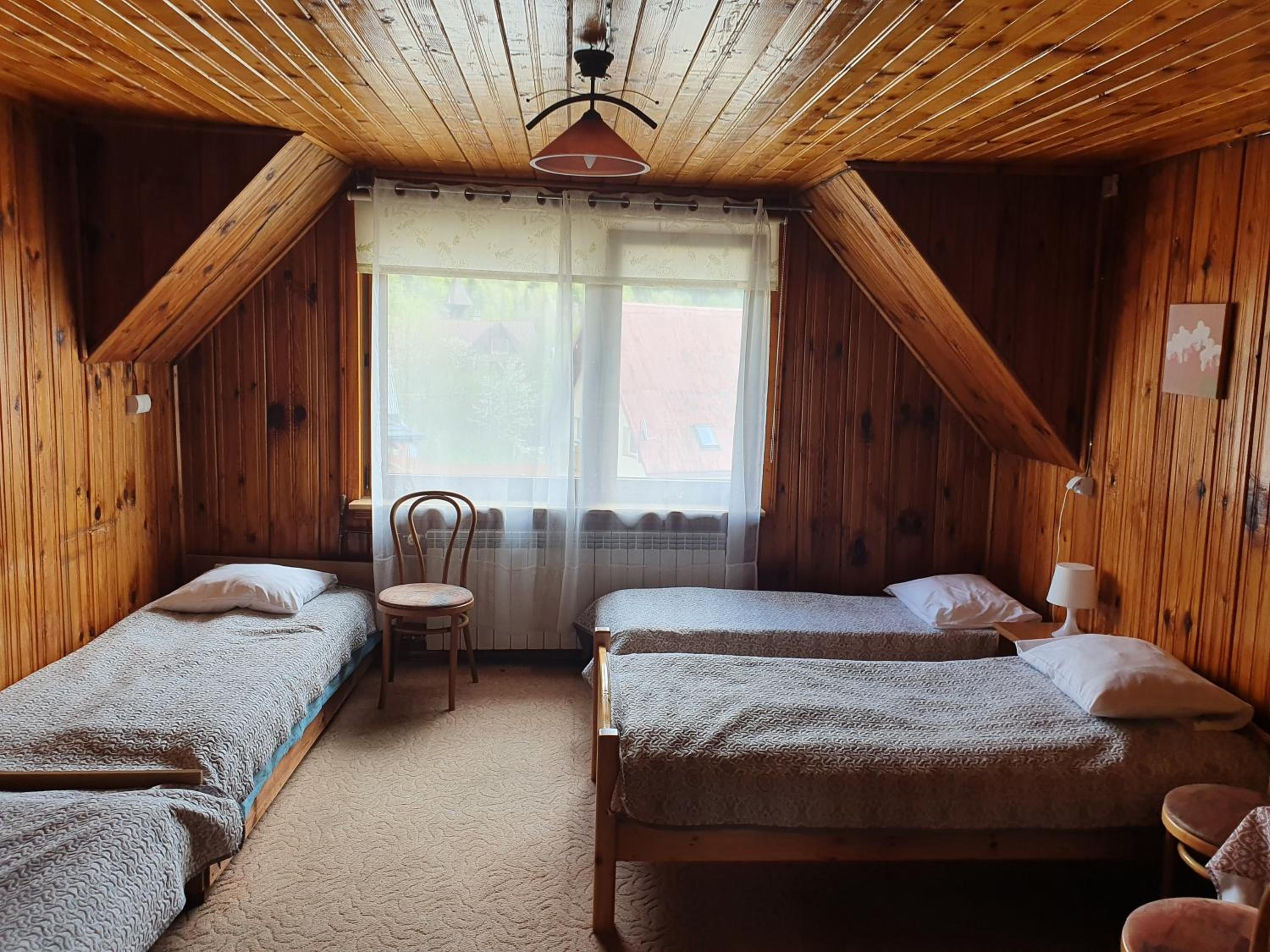 Quadruple Room - Photo 3