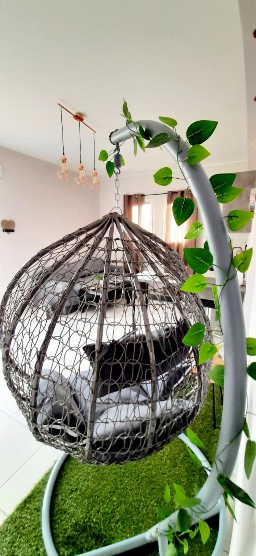 One-Bedroom Apartment - Photo 10
