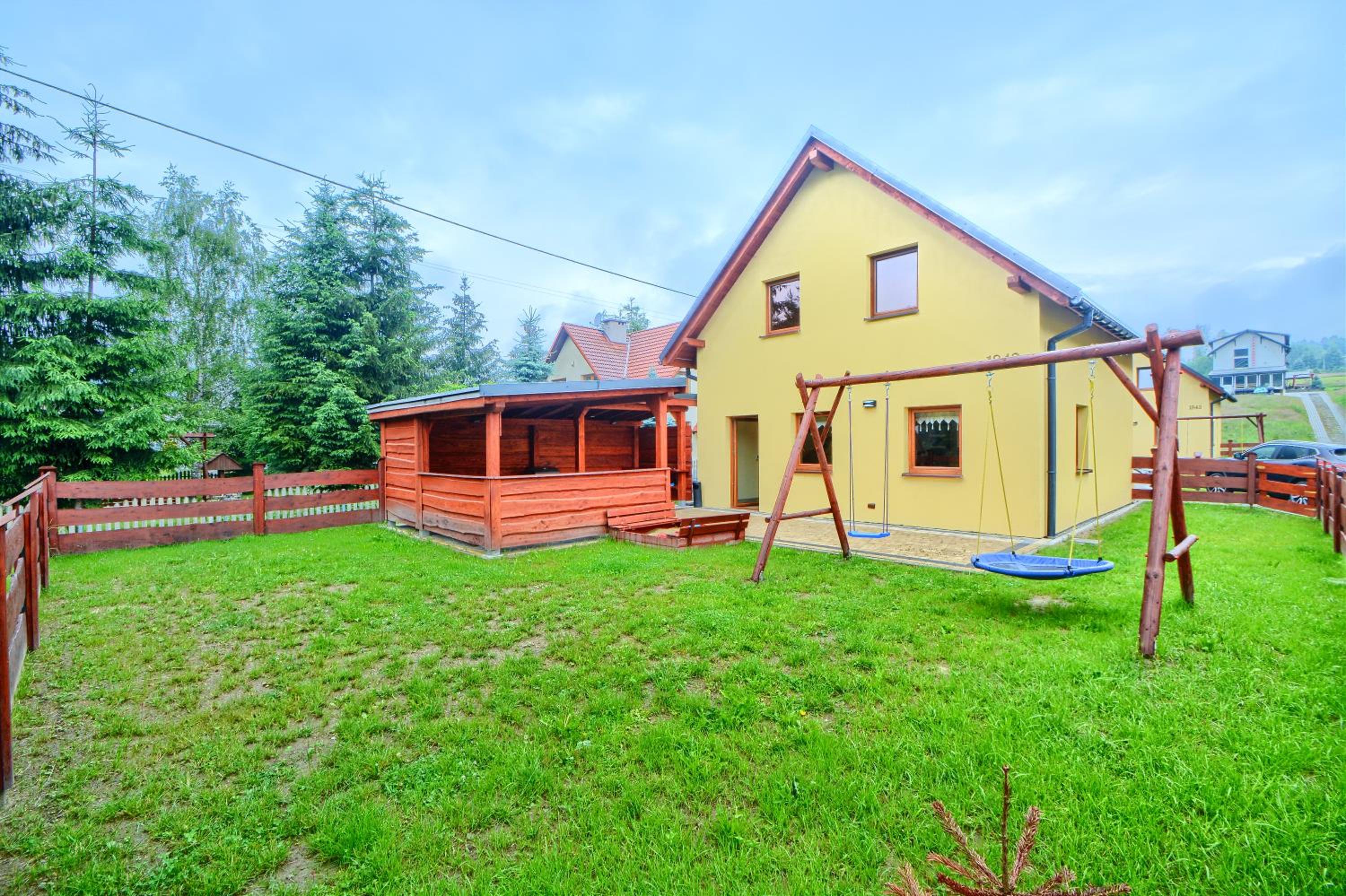 Three-Bedroom Villa photo 1