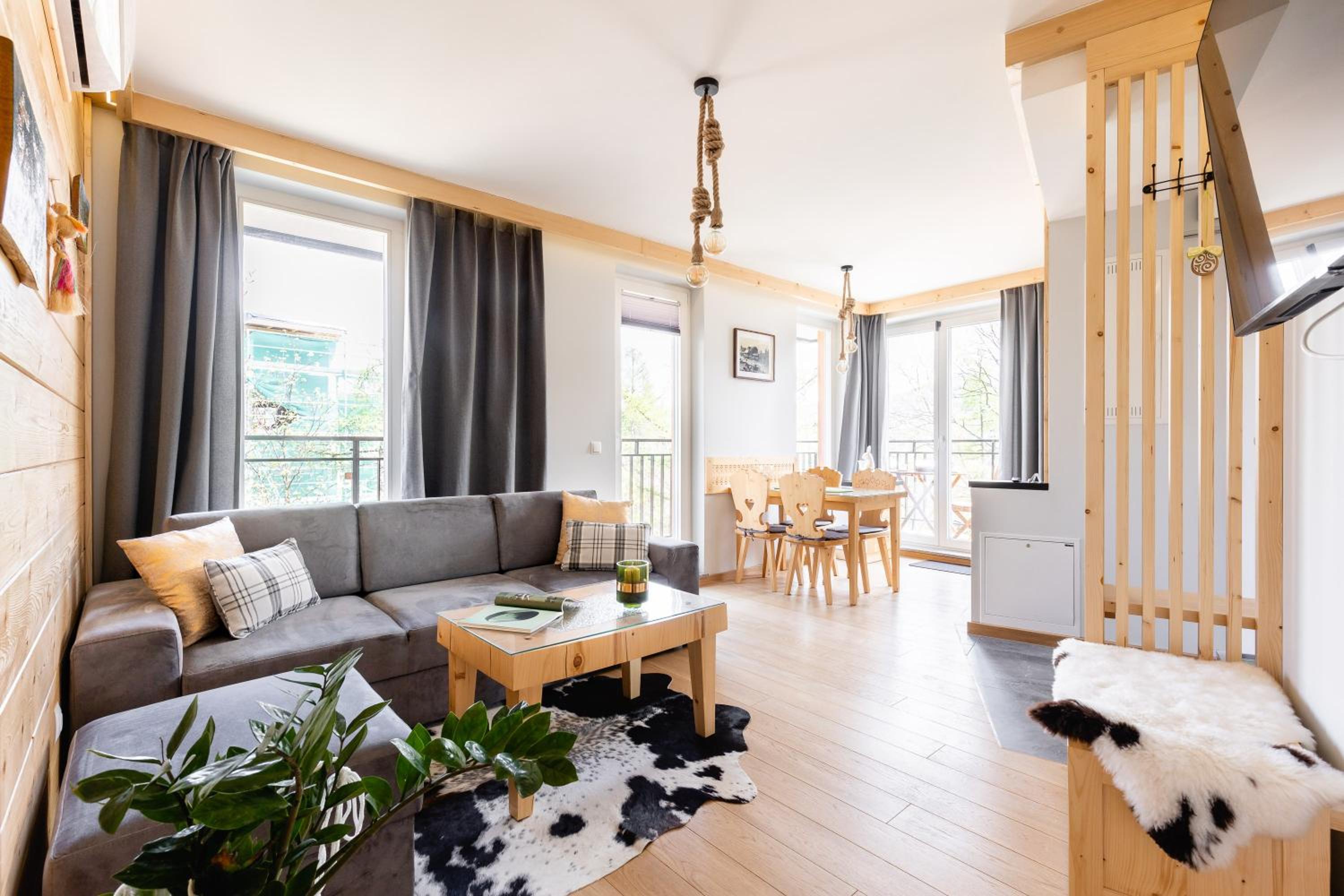 Apartment with Balcony