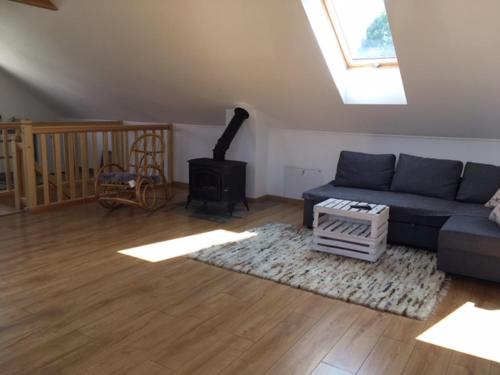 One-Bedroom Apartment - Photo 4