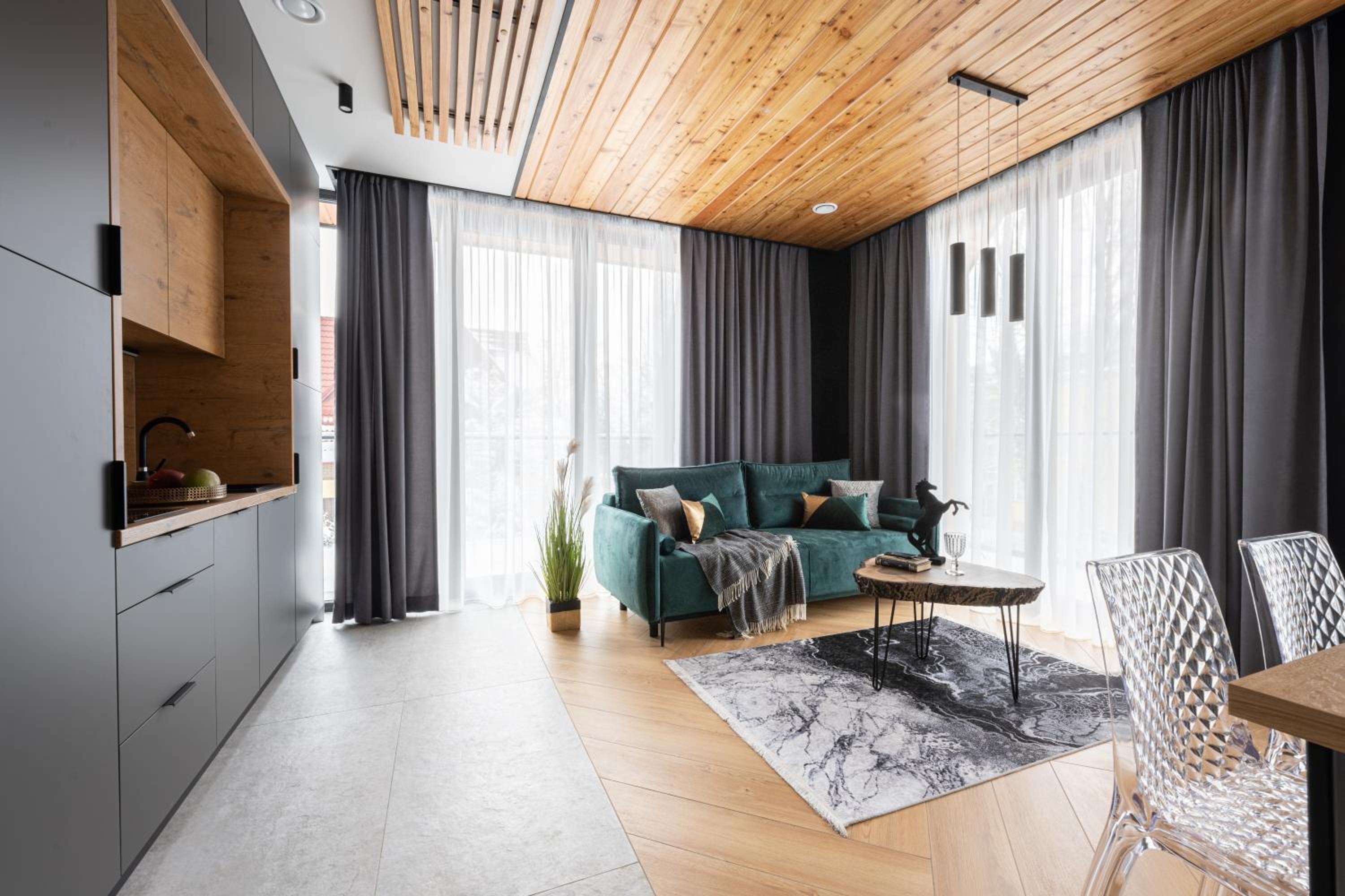 Superior Apartment