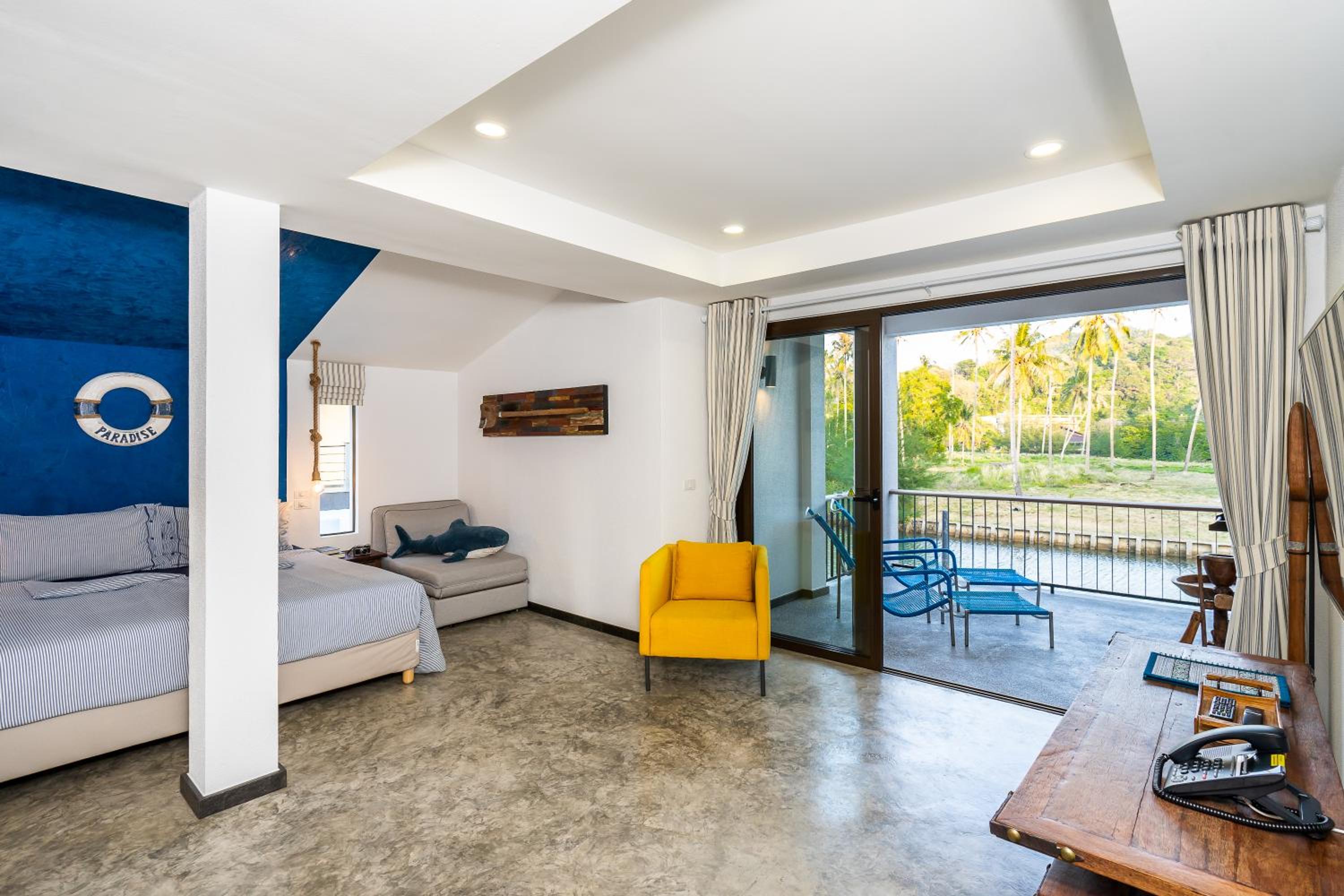 Deluxe Double Room with Balcony