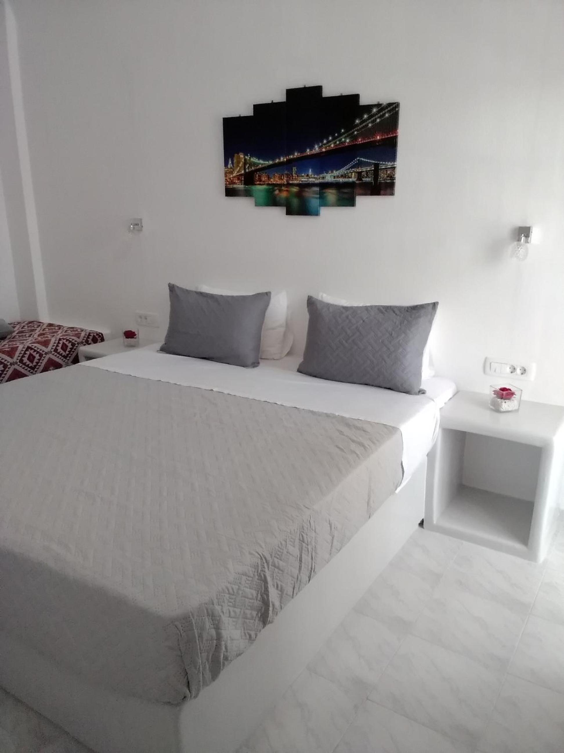 Standard Triple Studio