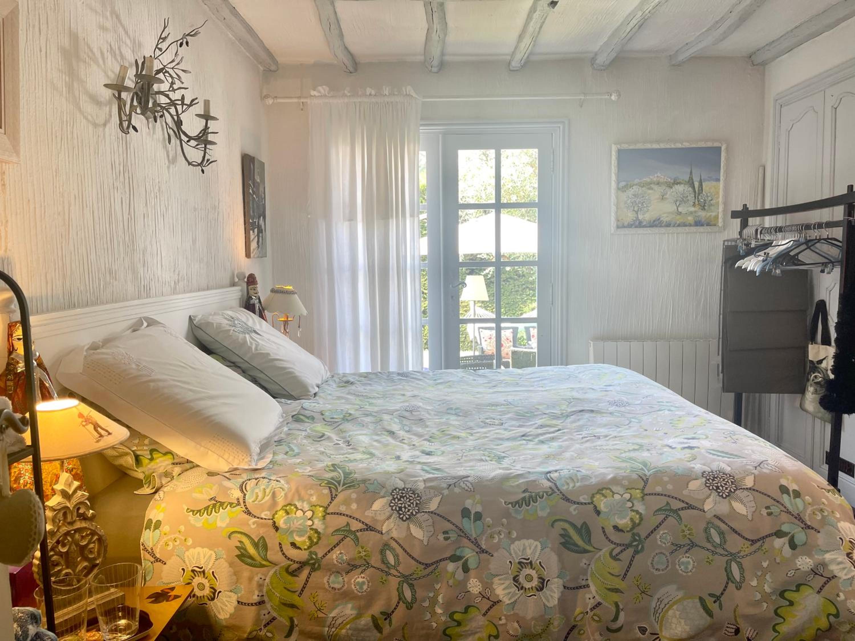 Double or Twin Room with Garden View - Photo 1
