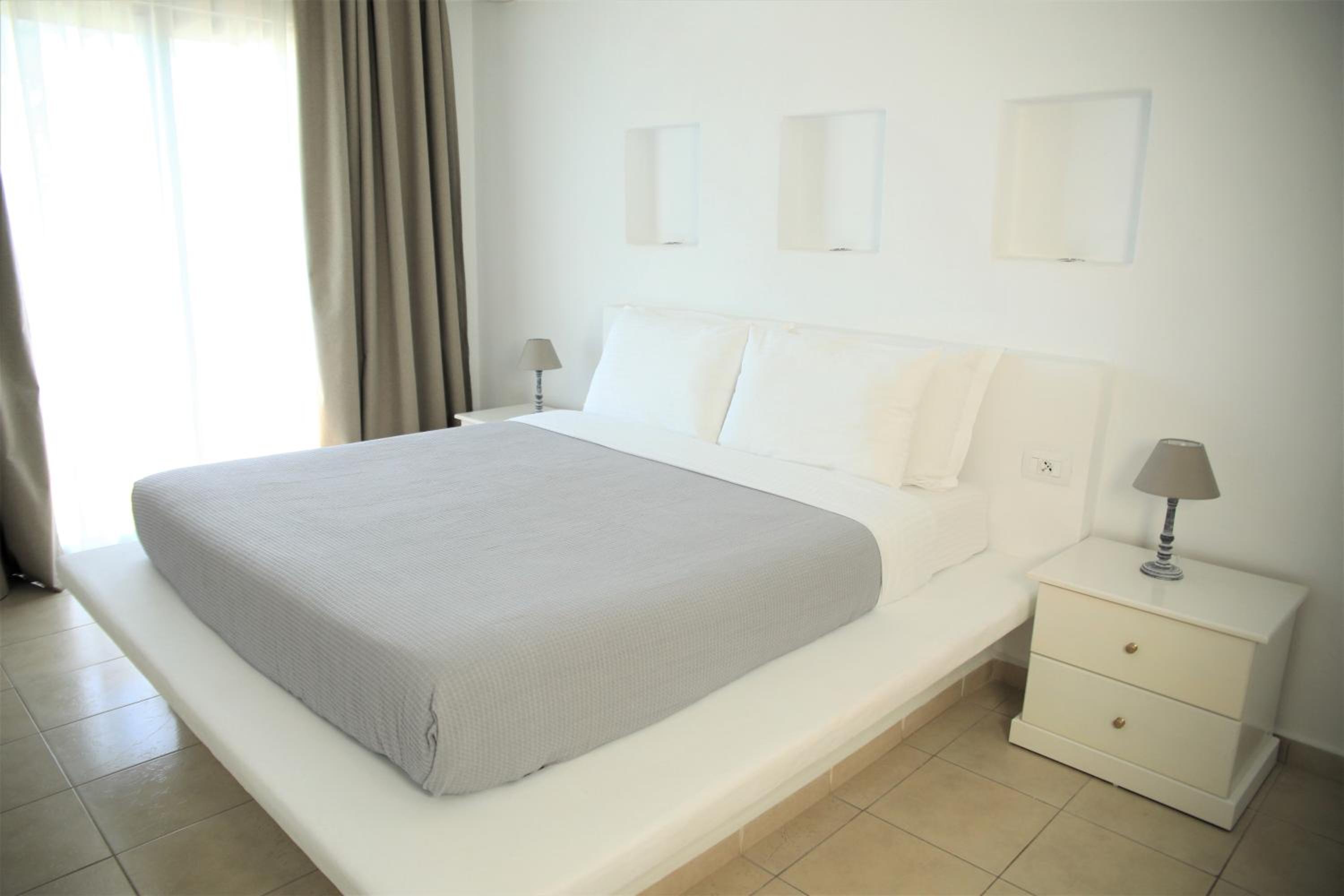 Double Room with Balcony and Sea View
