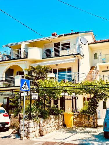 Apartment with Sea View photo 3