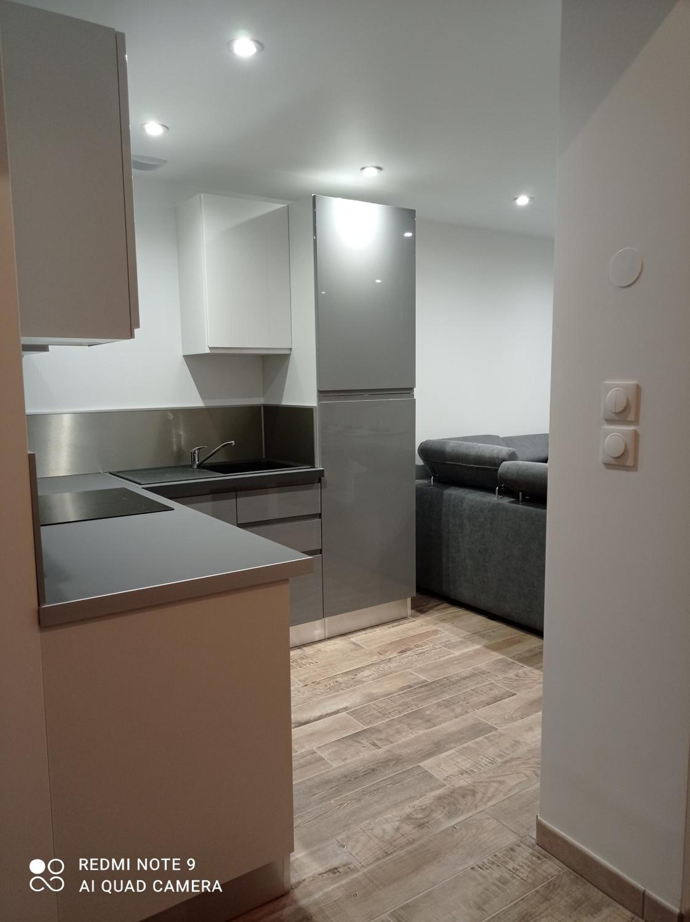 Deluxe Apartment - Photo 2