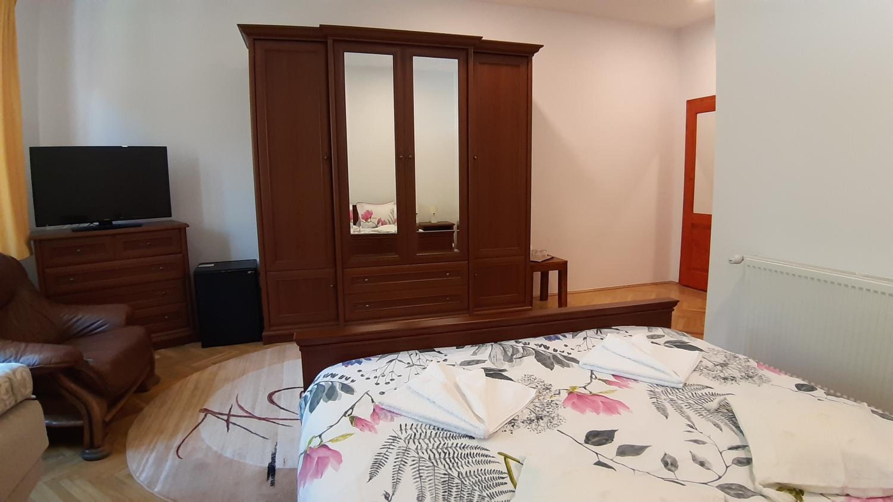 King Room with Garden View photo 2