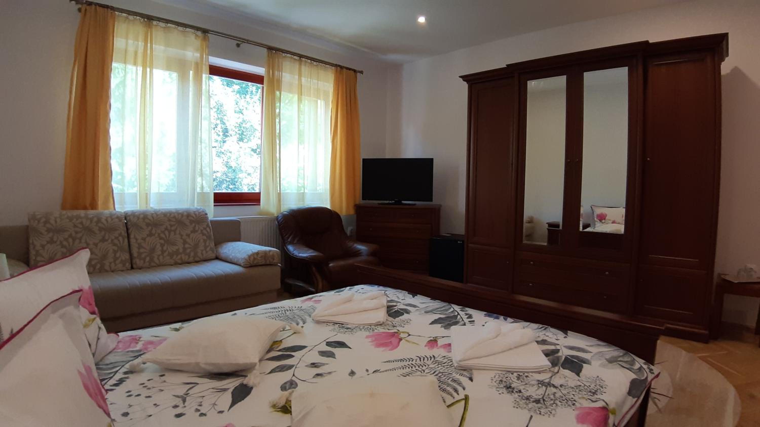 King Room with Garden View photo 3