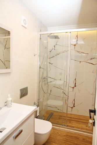 One-Bedroom Apartment - Photo 4