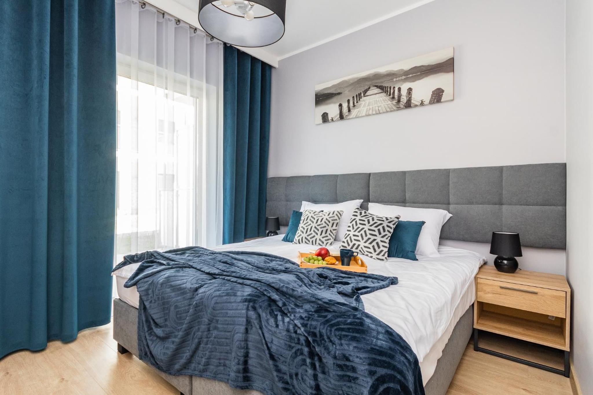 One-Bedroom Apartment - Photo 1
