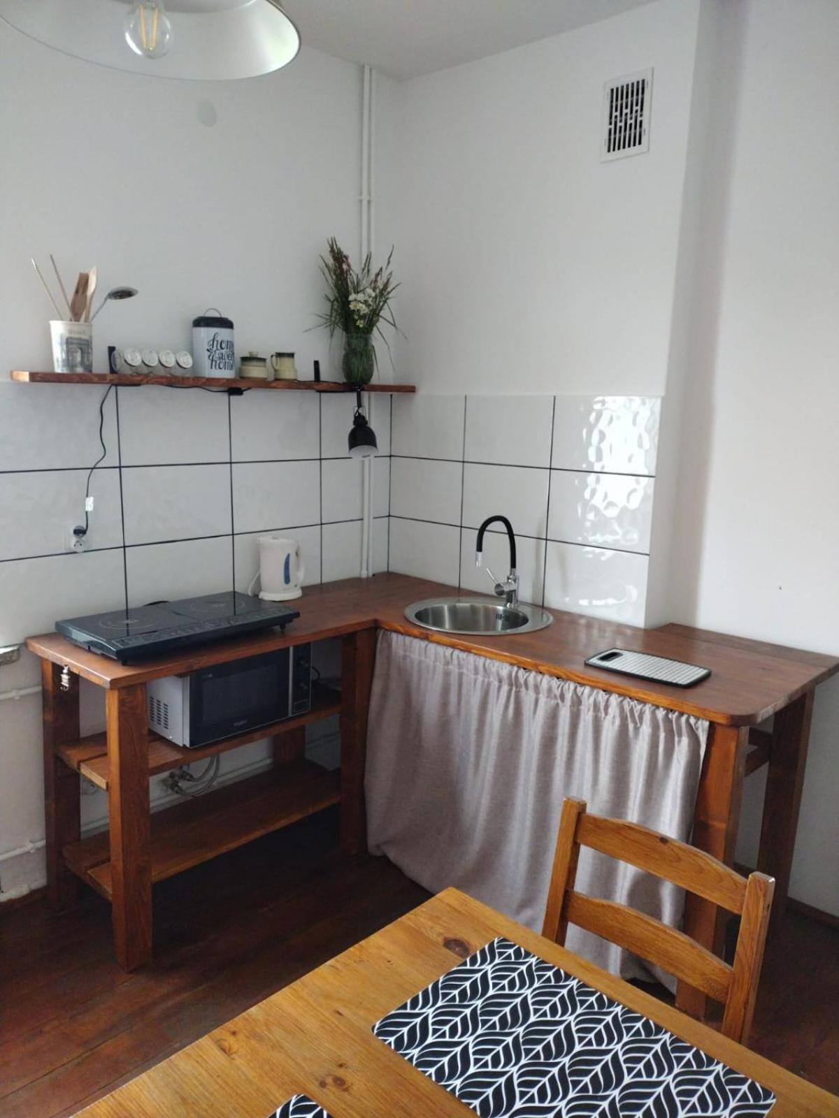 One-Bedroom Apartment photo 2