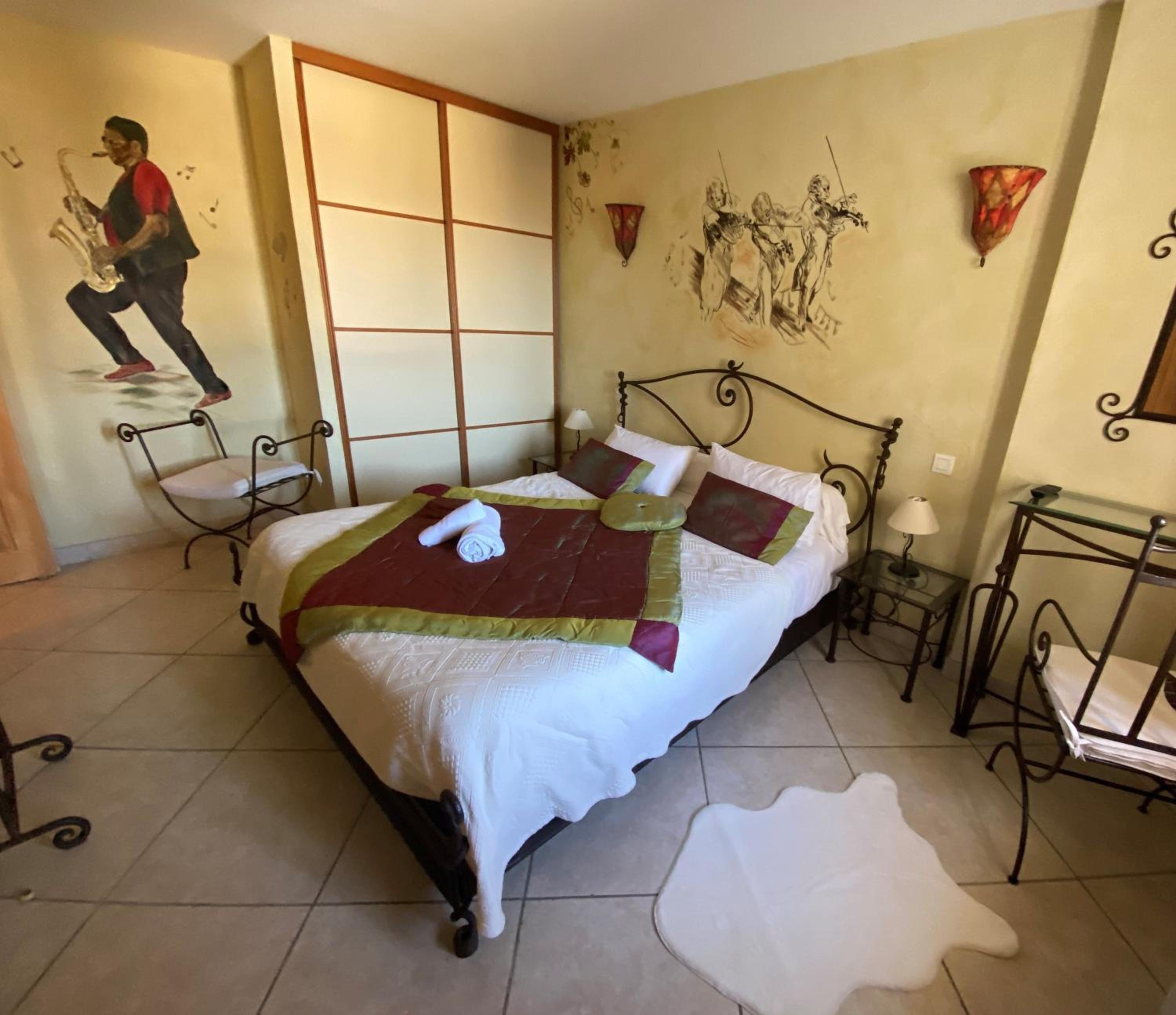 Double Room with Private Bathroom