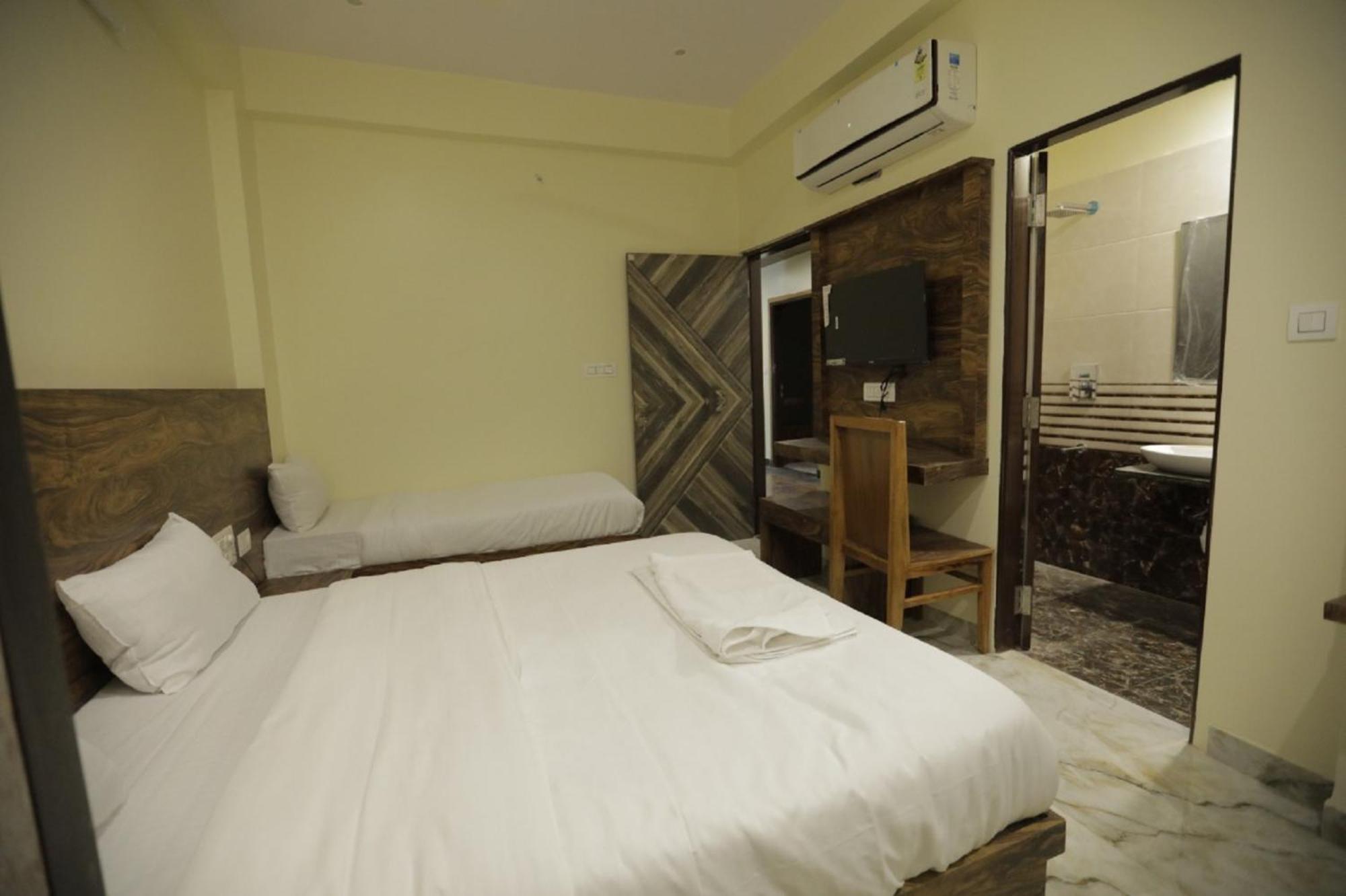 Triple Room - Photo 9