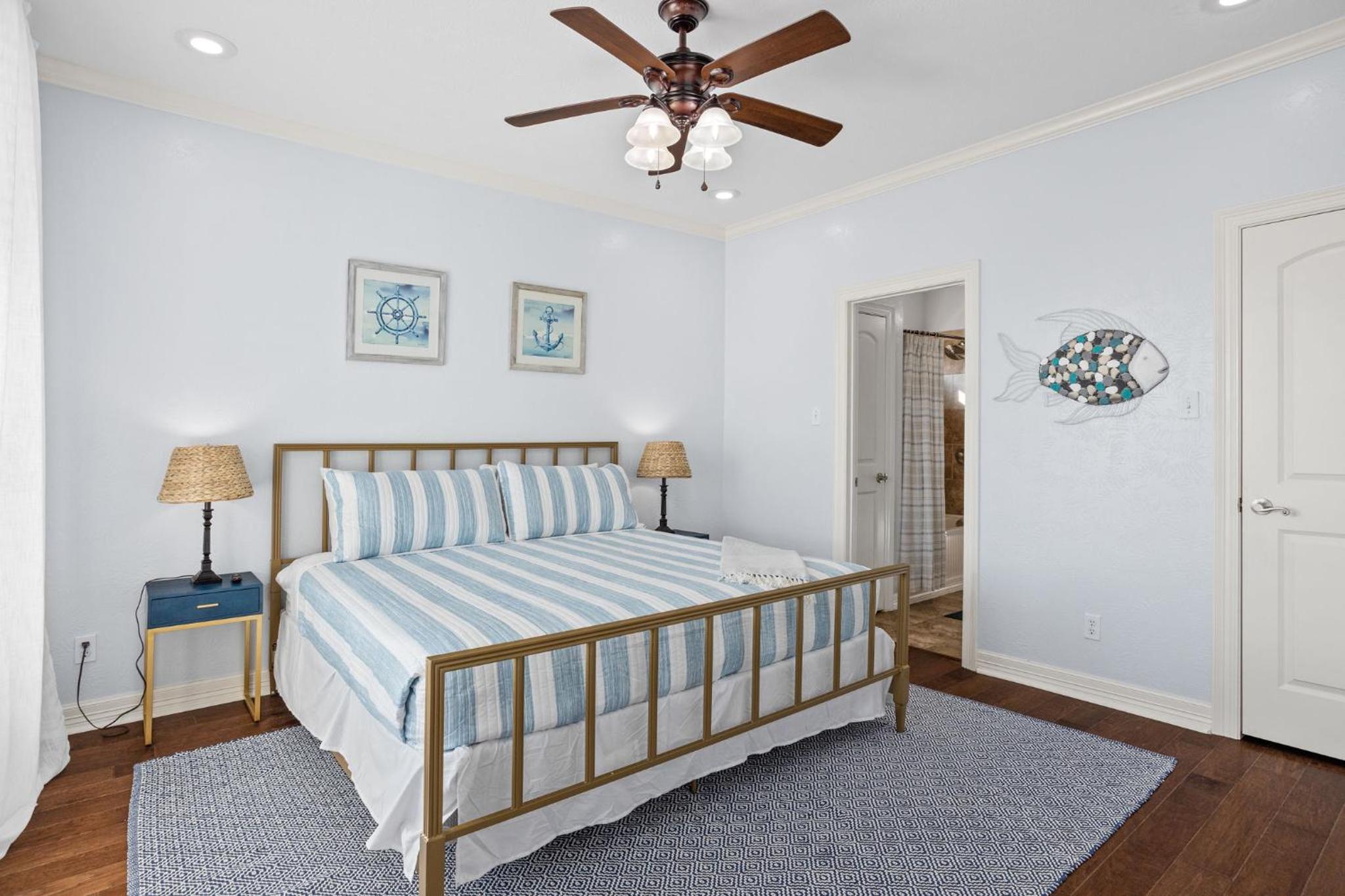 Three-Bedroom House photo 1