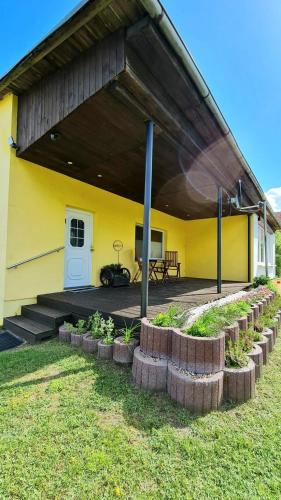 Bungalow