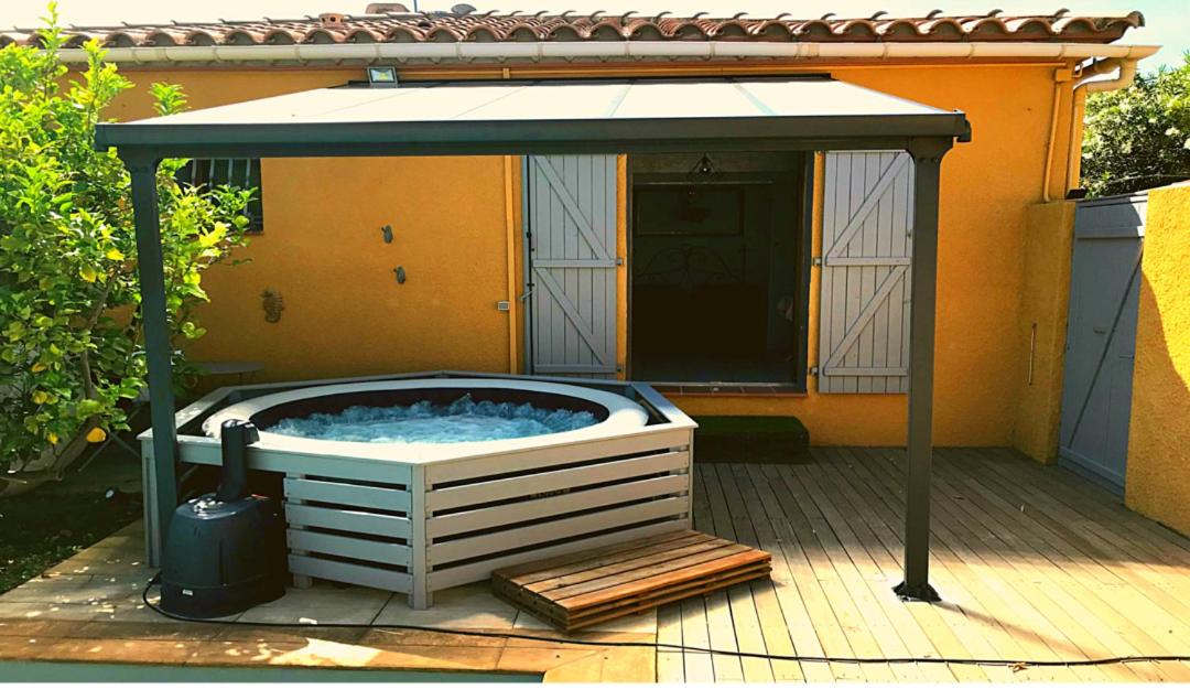 Double Room with Pool View