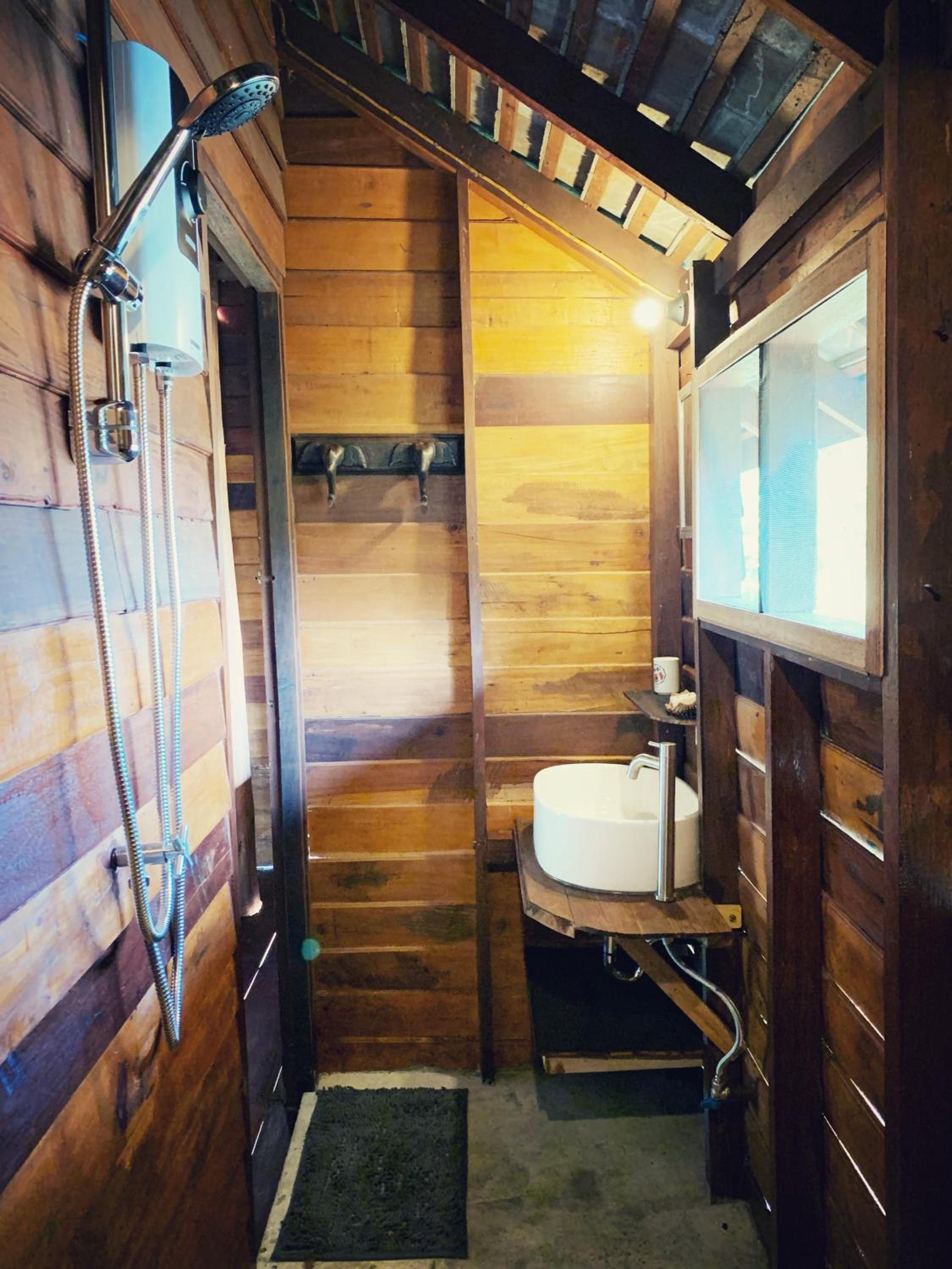 Deluxe Double Room with Balcony - Photo 2