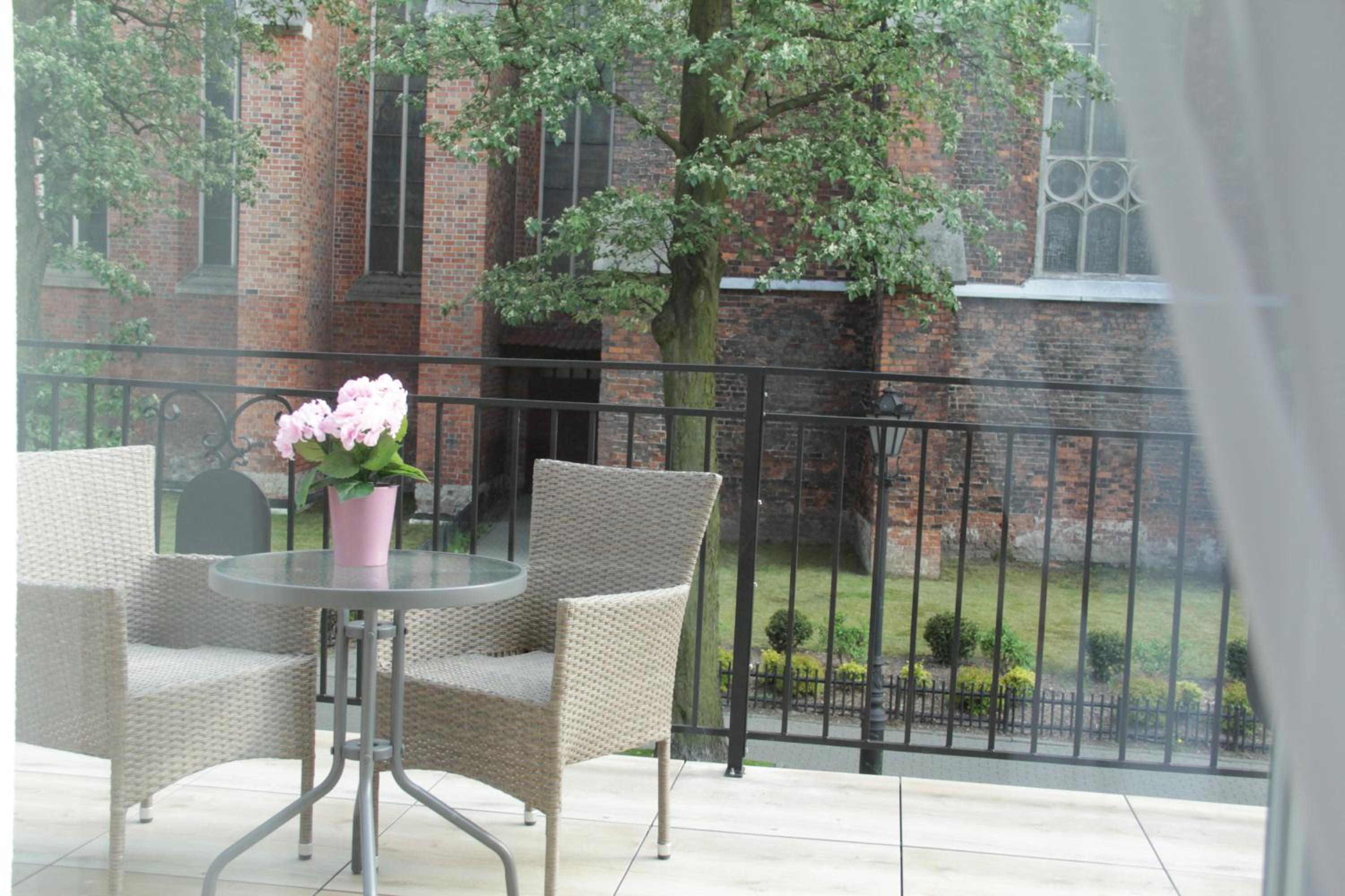 Apartment with Balcony