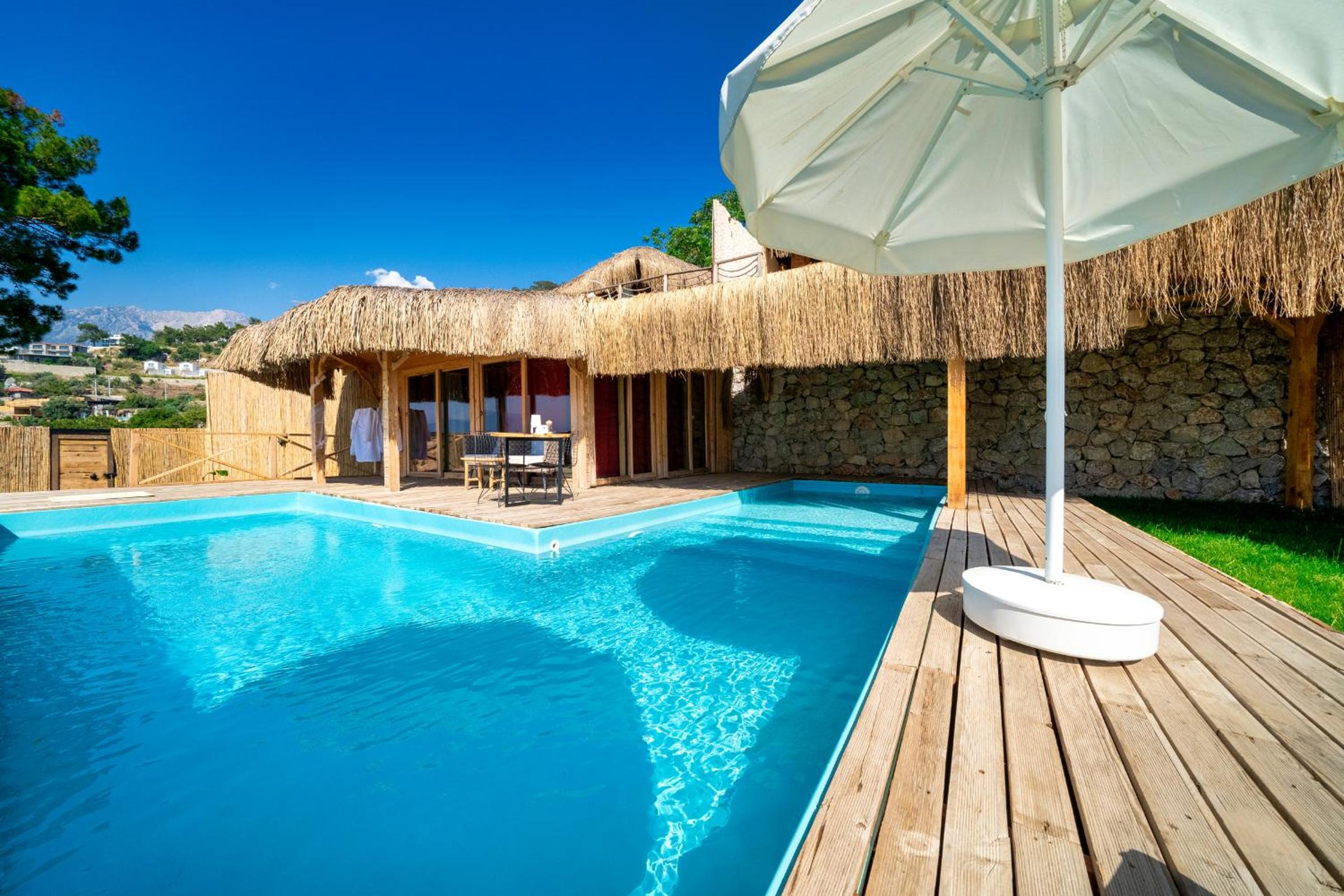 Deluxe Bungalow with Sea View