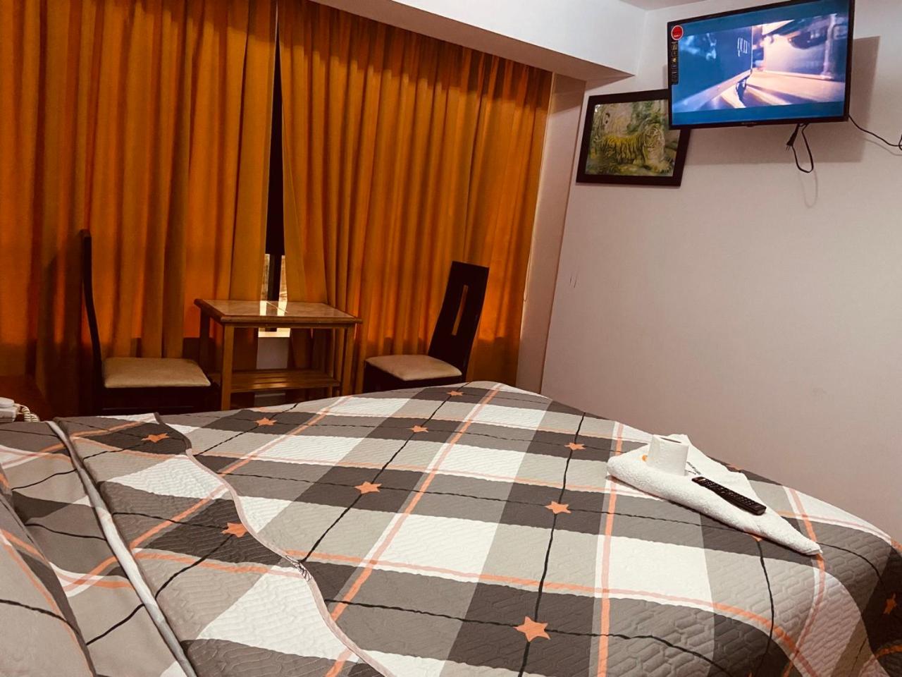 Deluxe King Room photo 2