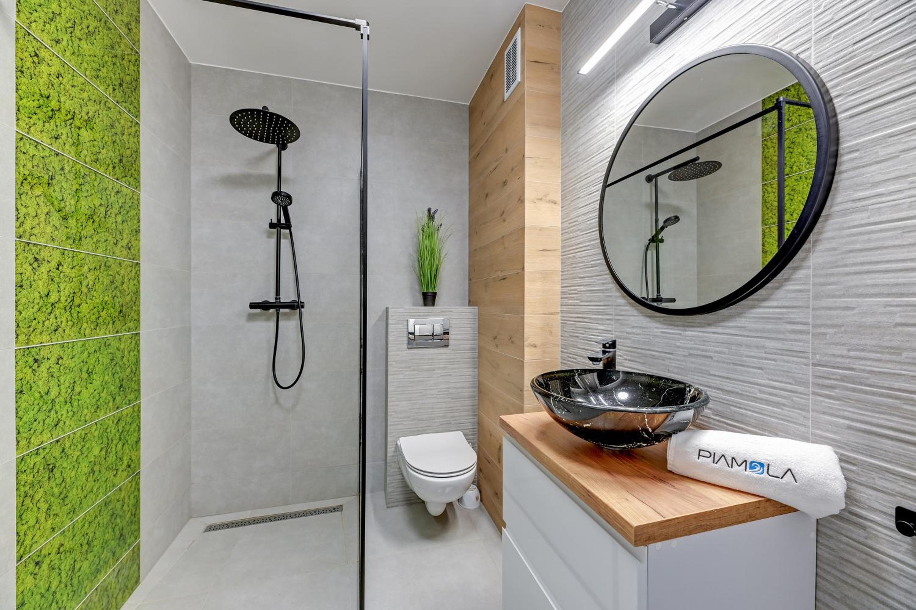 Two-Bedroom Apartment - Photo 17