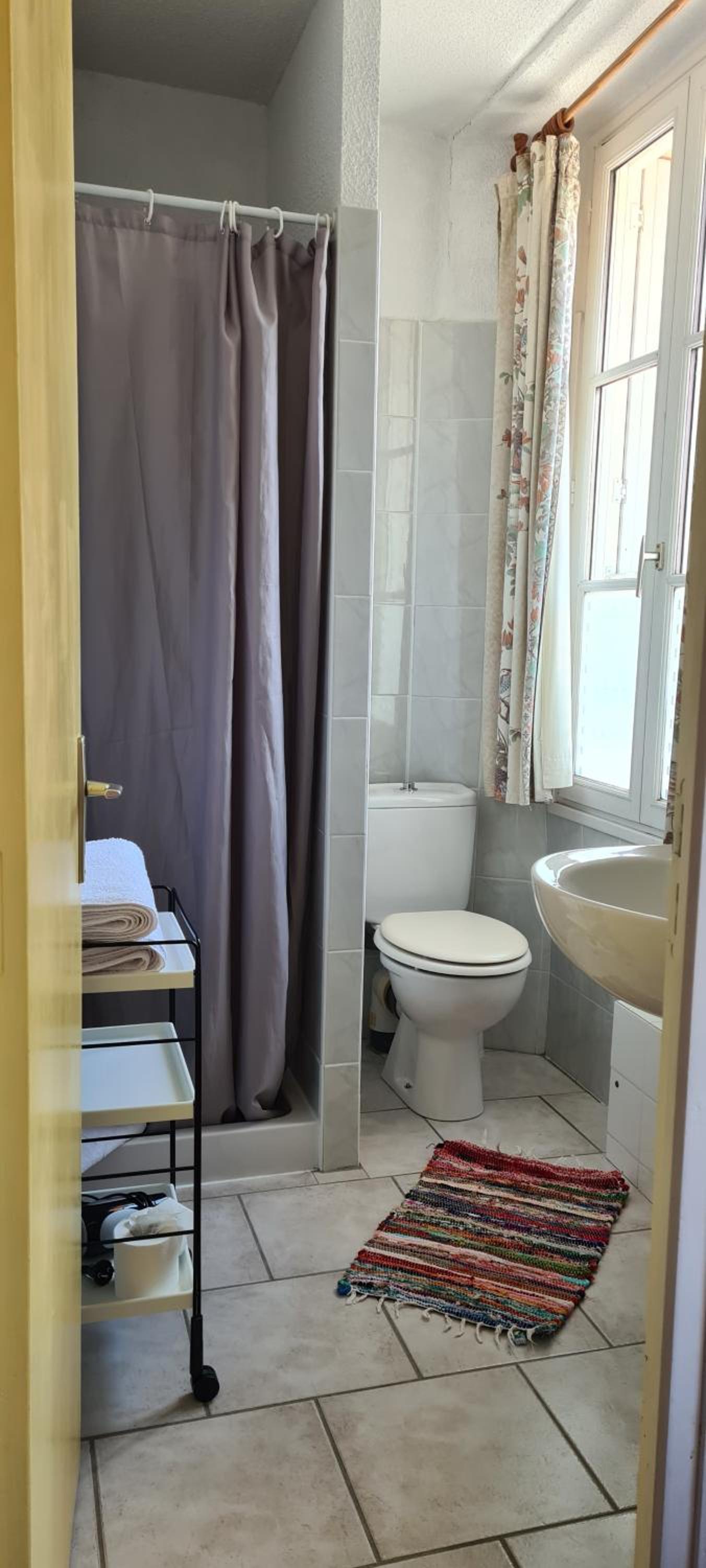 Double Room with Private Bathroom photo 2