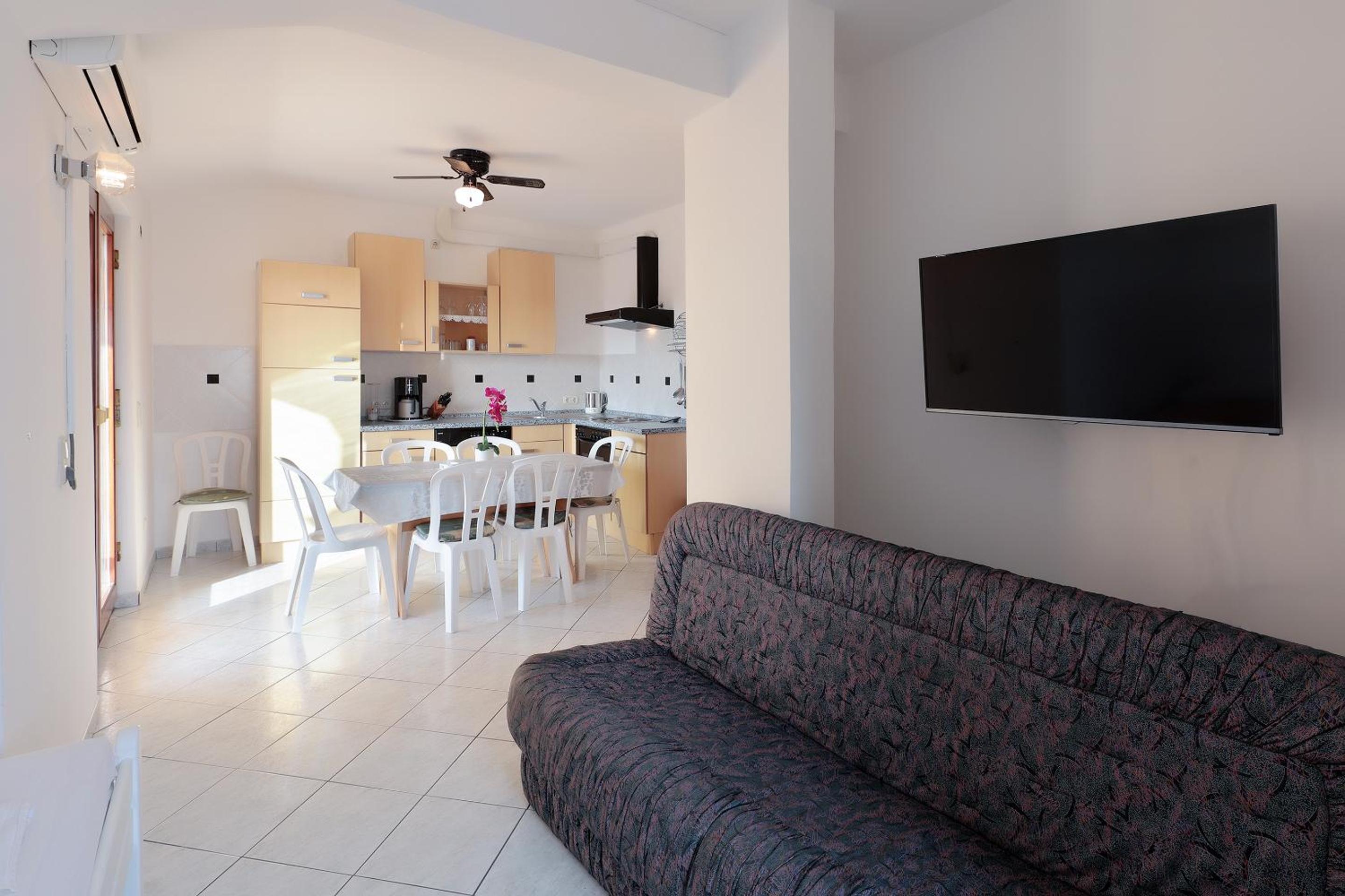 Apartment with Terrace photo 2