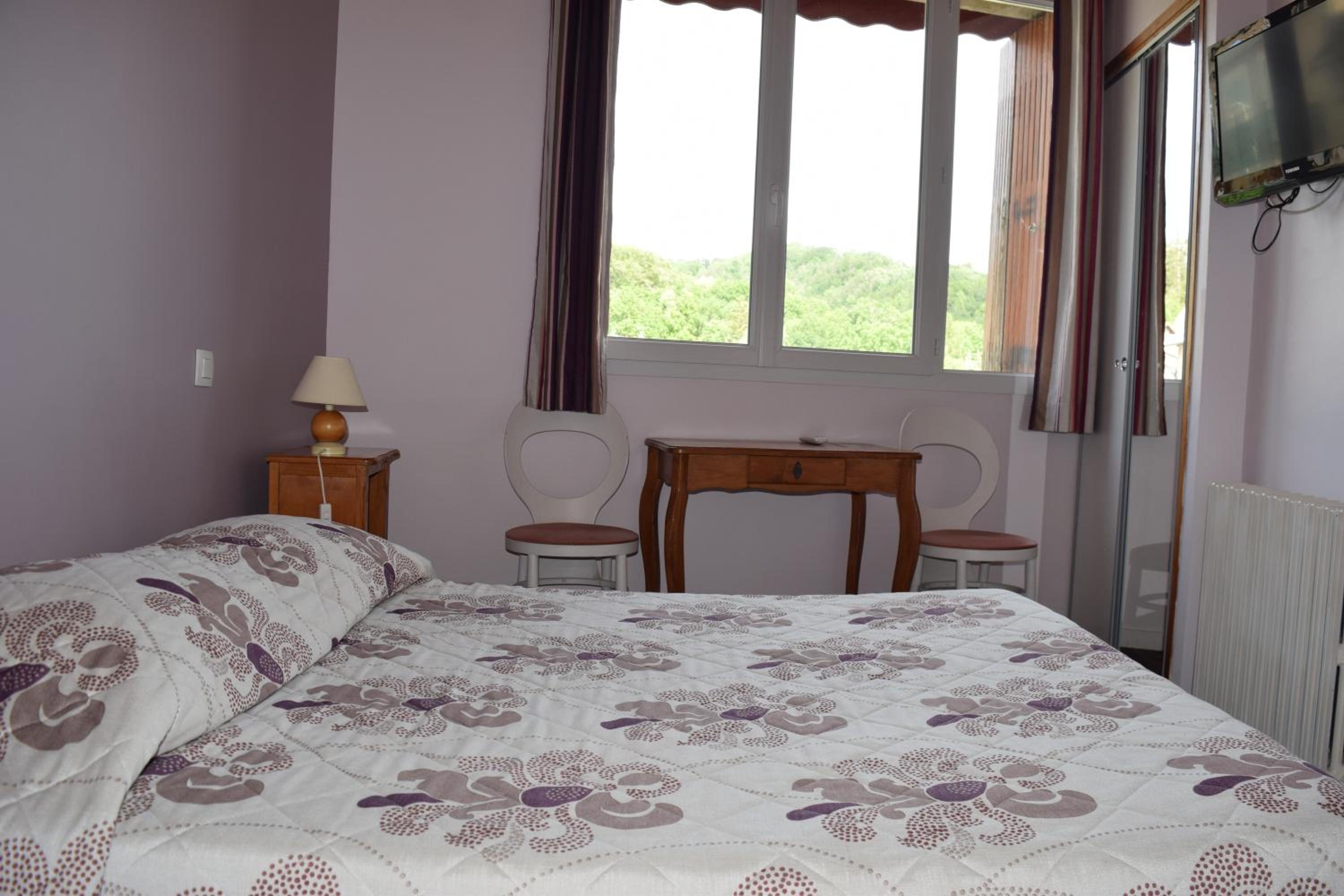 Twin Room - Photo 1