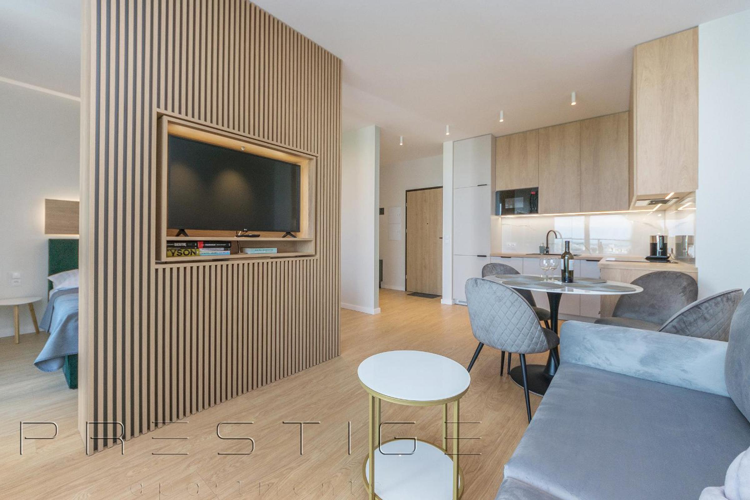 One-Bedroom Apartment with Sea View photo 1