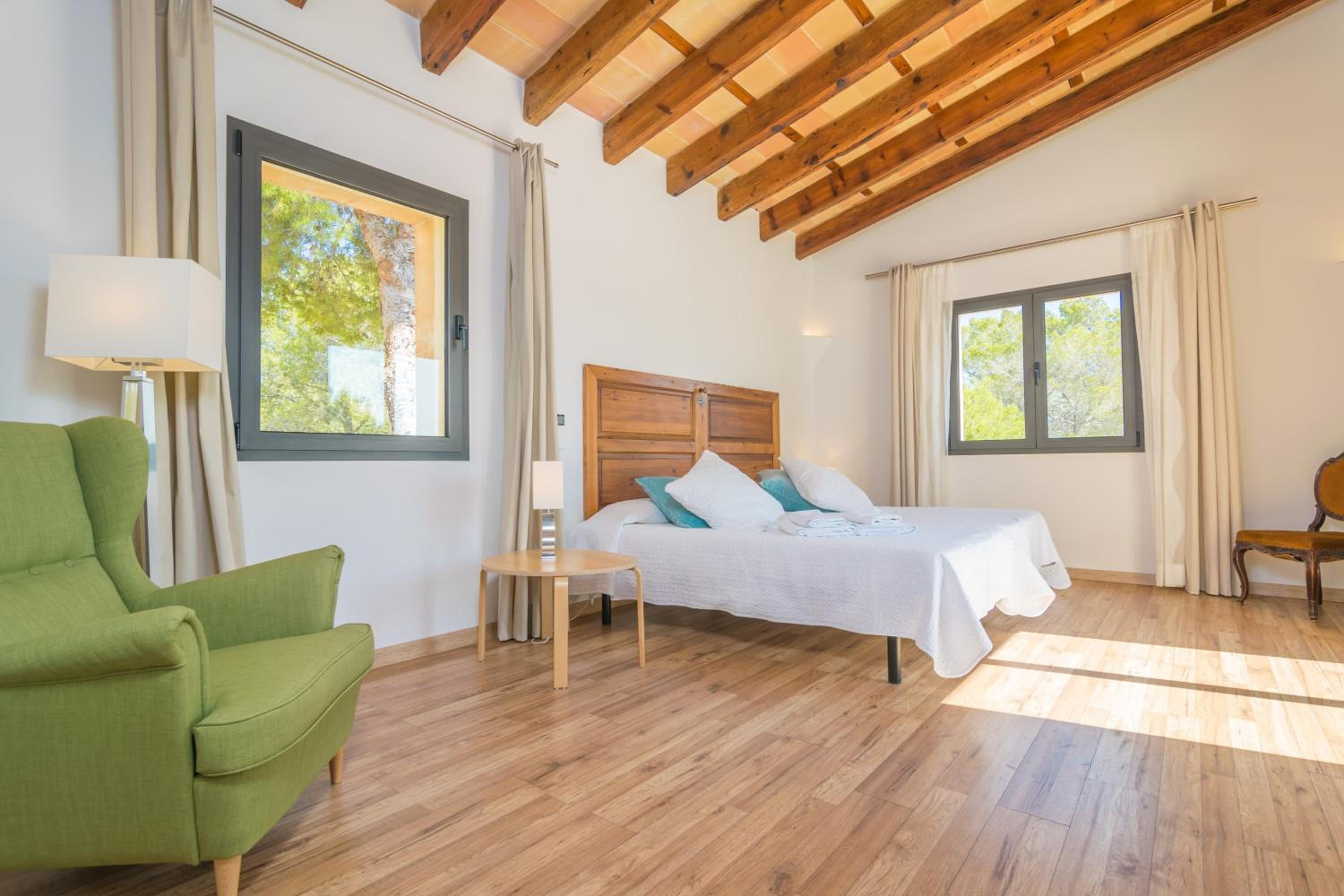 Four-Bedroom Villa photo 1