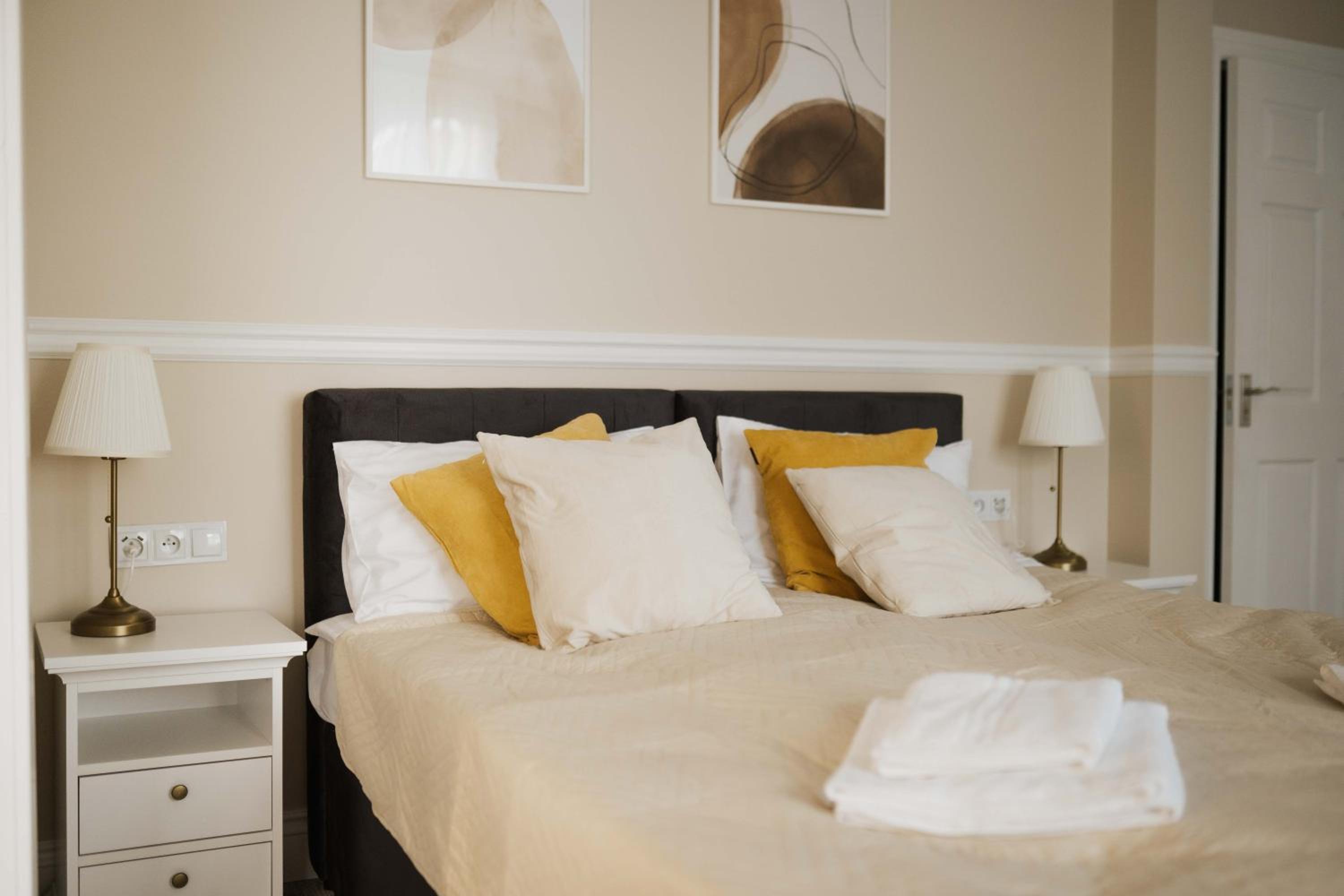 Deluxe Family Suite photo 2