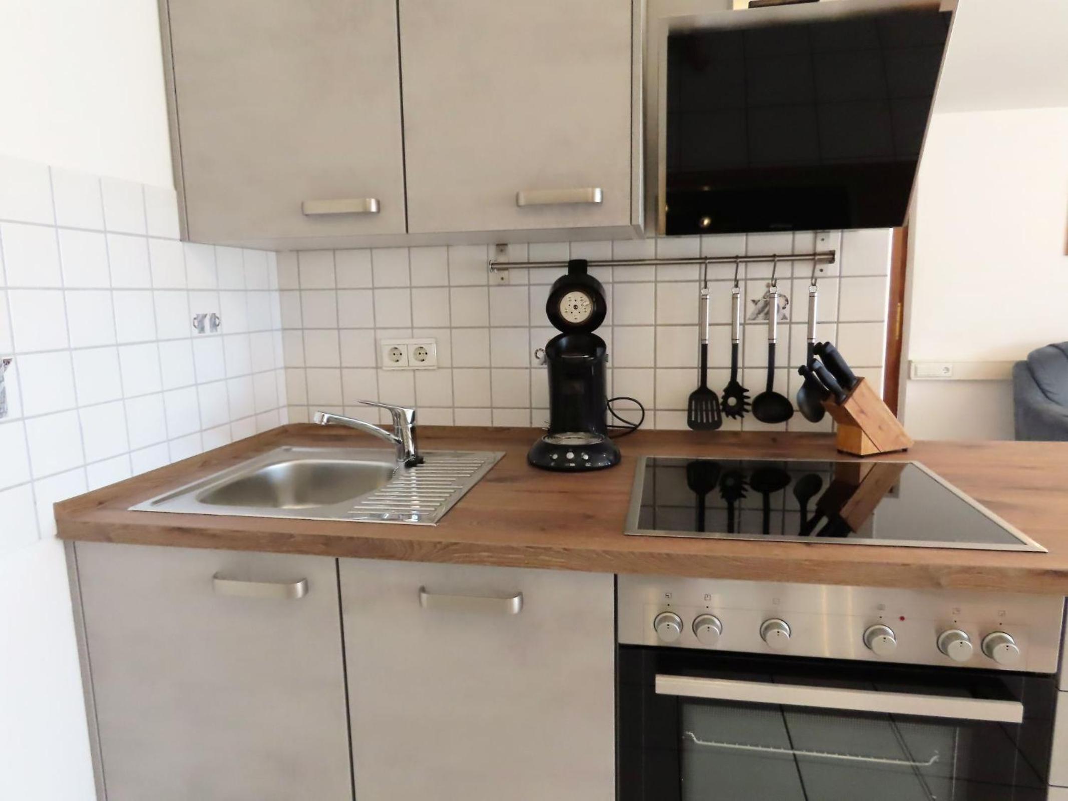 Apartment with Terrace photo 2