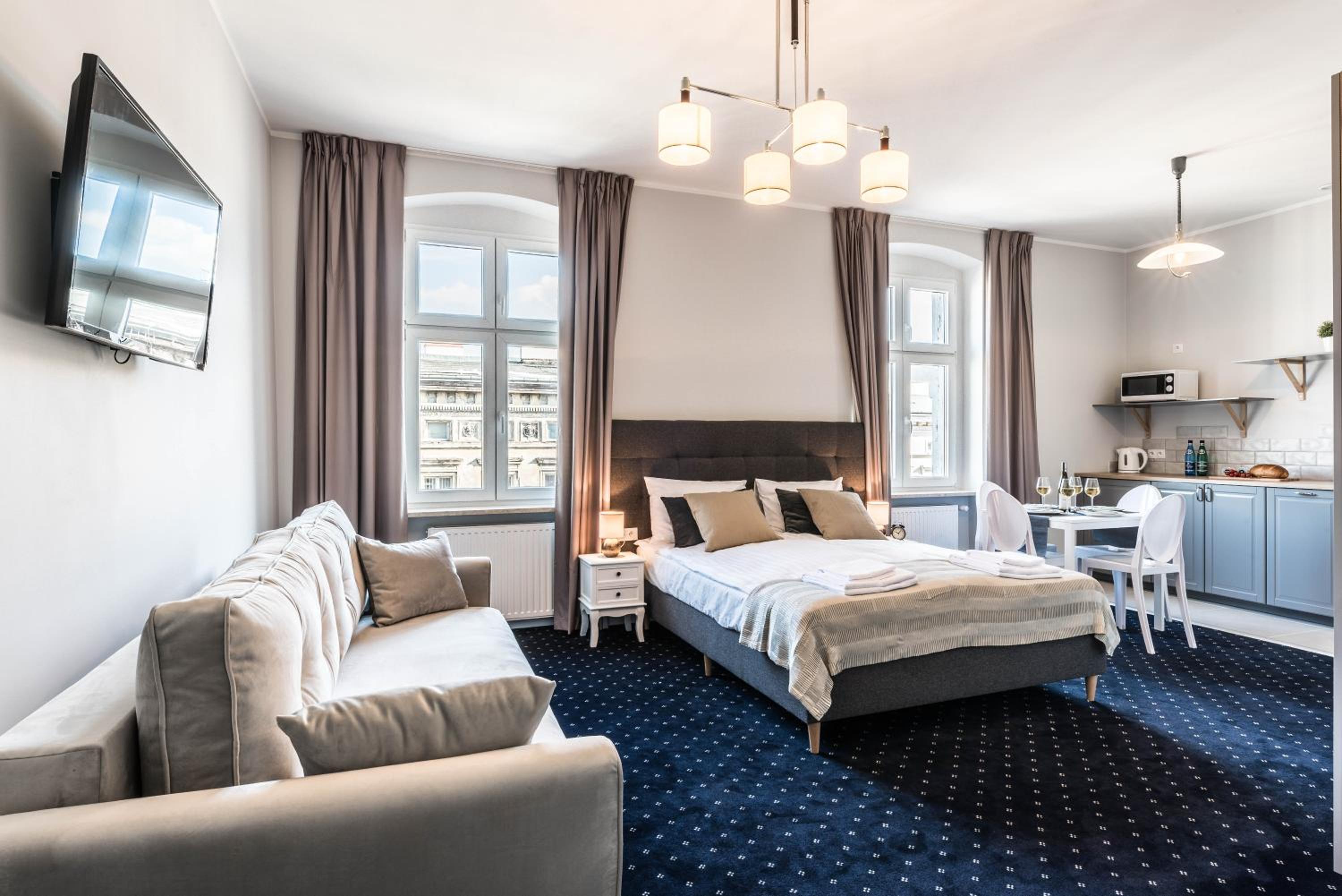 Deluxe Apartment
