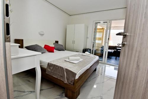 Two-Bedroom Apartment with Terrace and Sea View