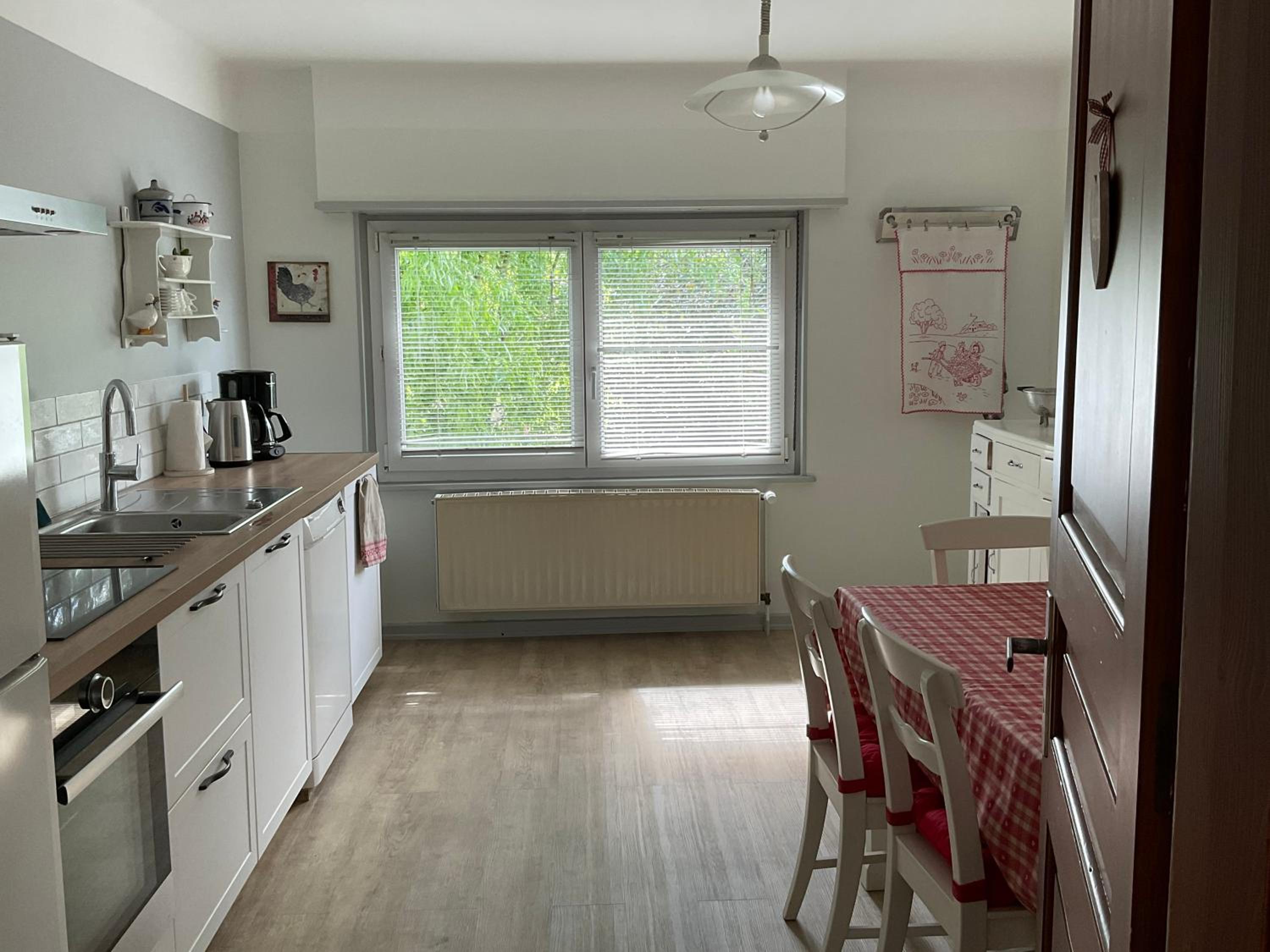 Three-Bedroom House photo 3