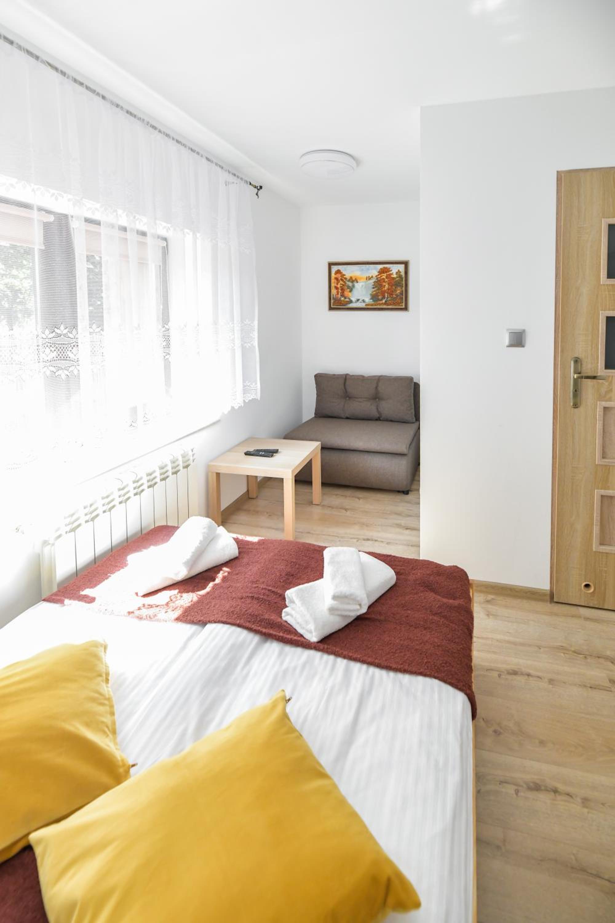Double Room with Garden View - Photo 3