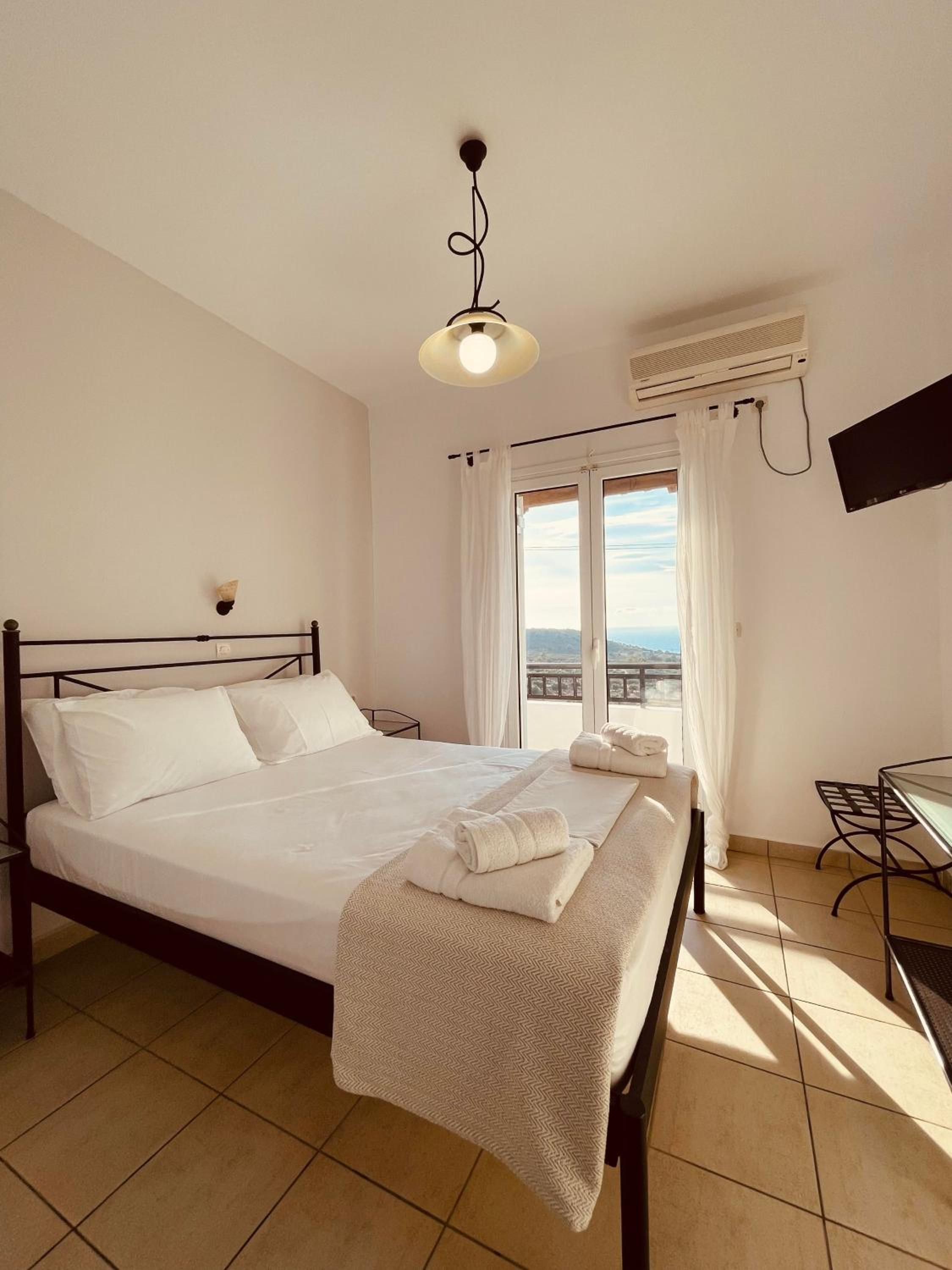 Double Room with Garden View photo 3