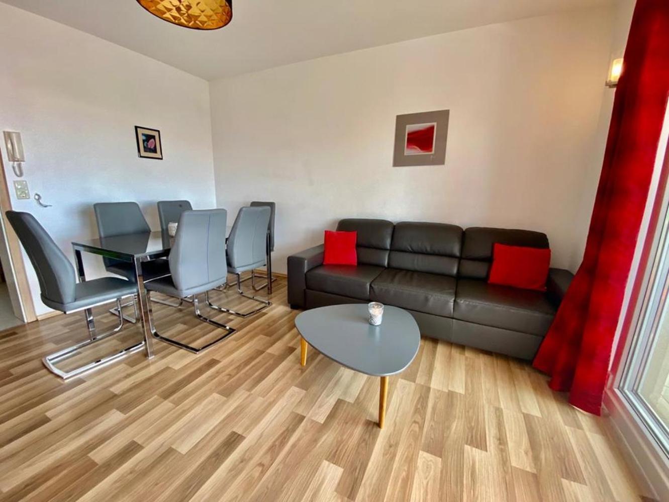 Apartment with Sea View photo 3