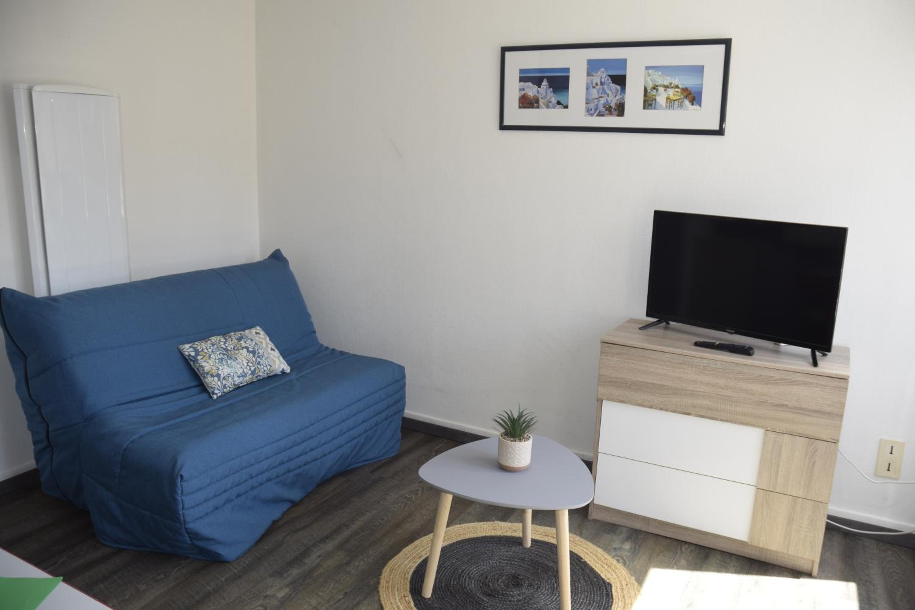 Apartment photo 1