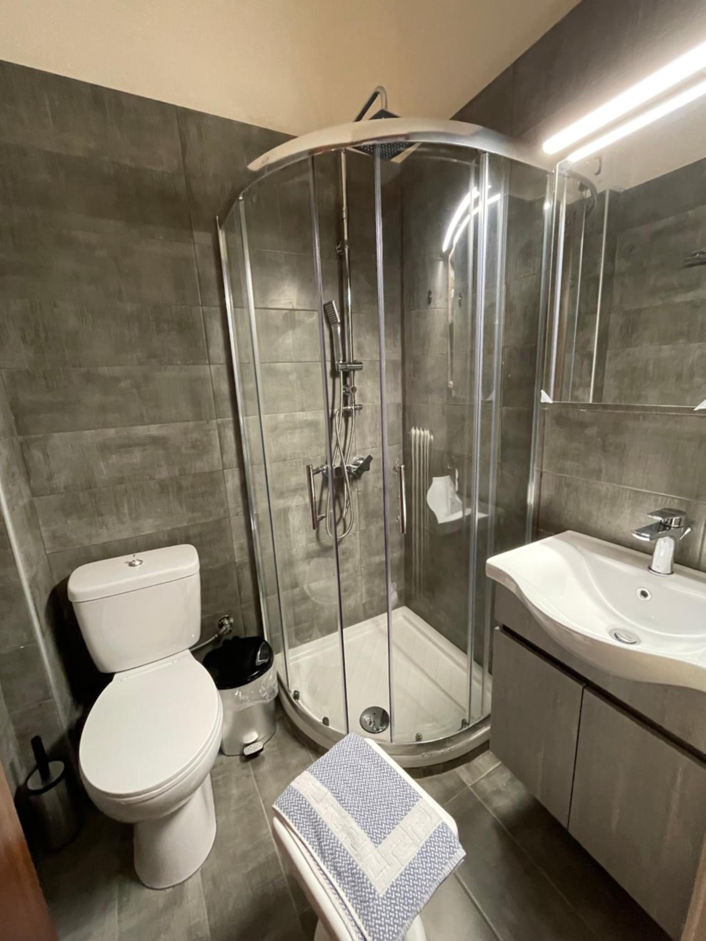 Superior Double Room - Photo 8