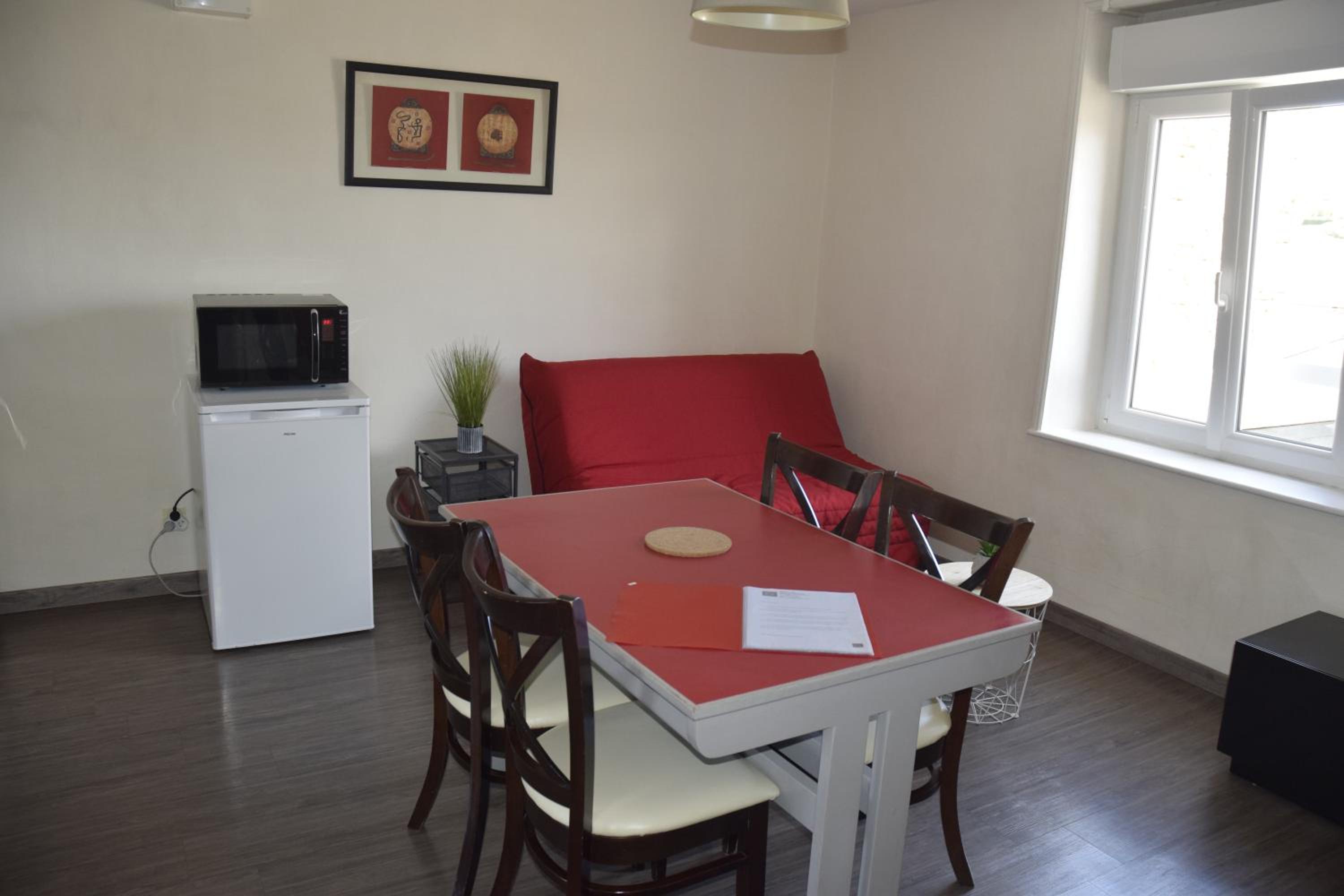 Apartment photo 3