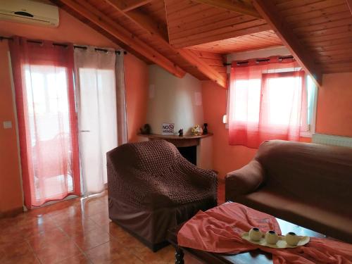Three-Bedroom Apartment - Photo 12