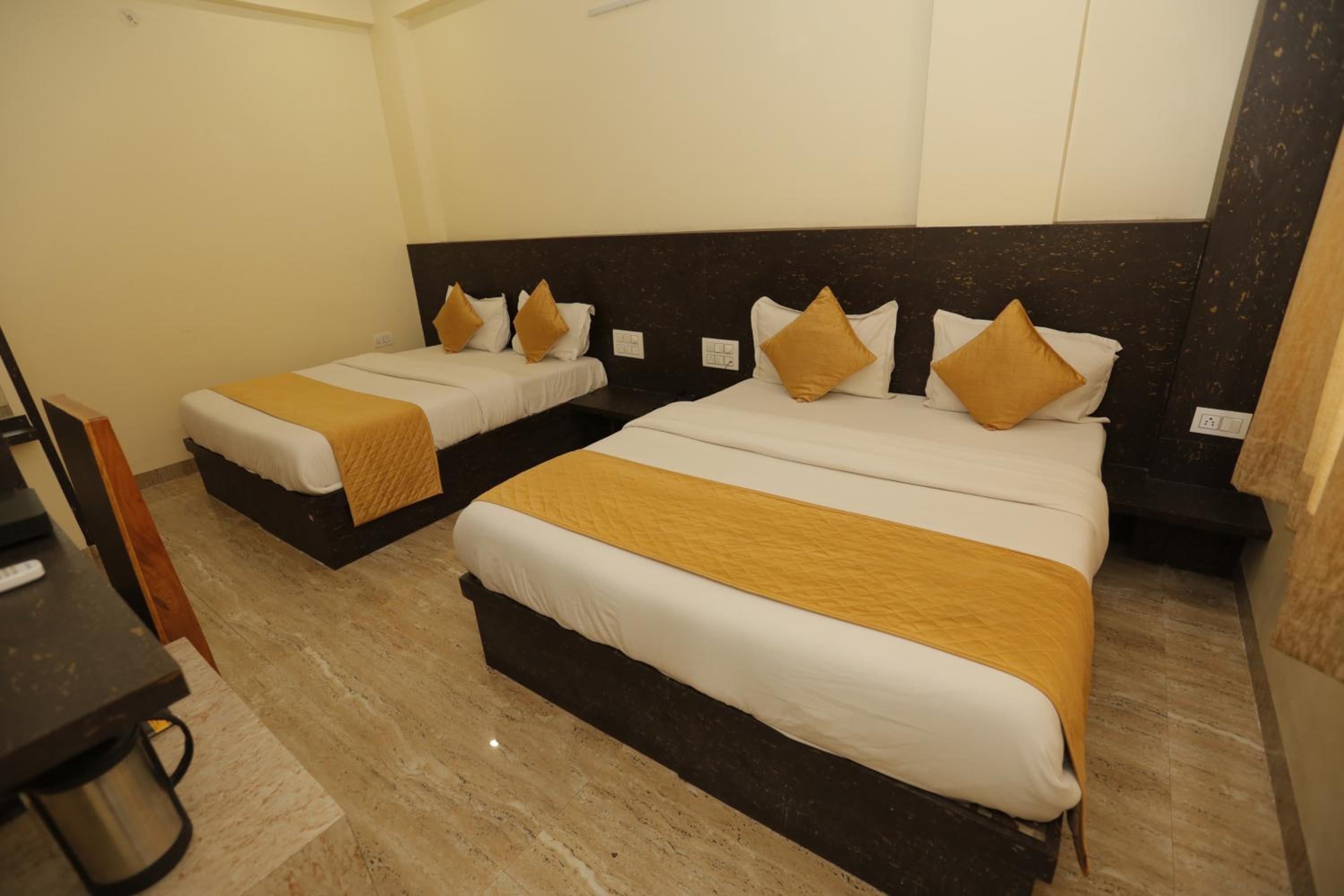 Triple Room - Photo 2