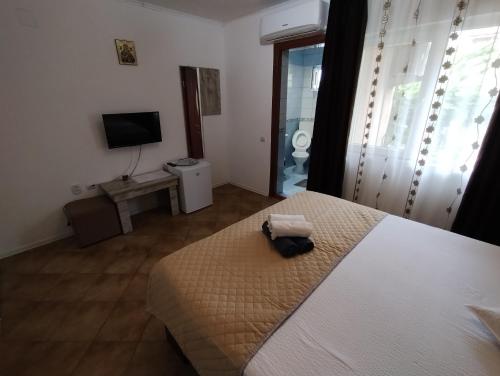 Double Room with Private Bathroom photo 1