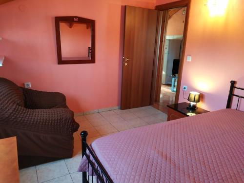 Three-Bedroom Apartment - Photo 6