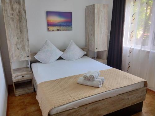 Double Room with Private Bathroom photo 1