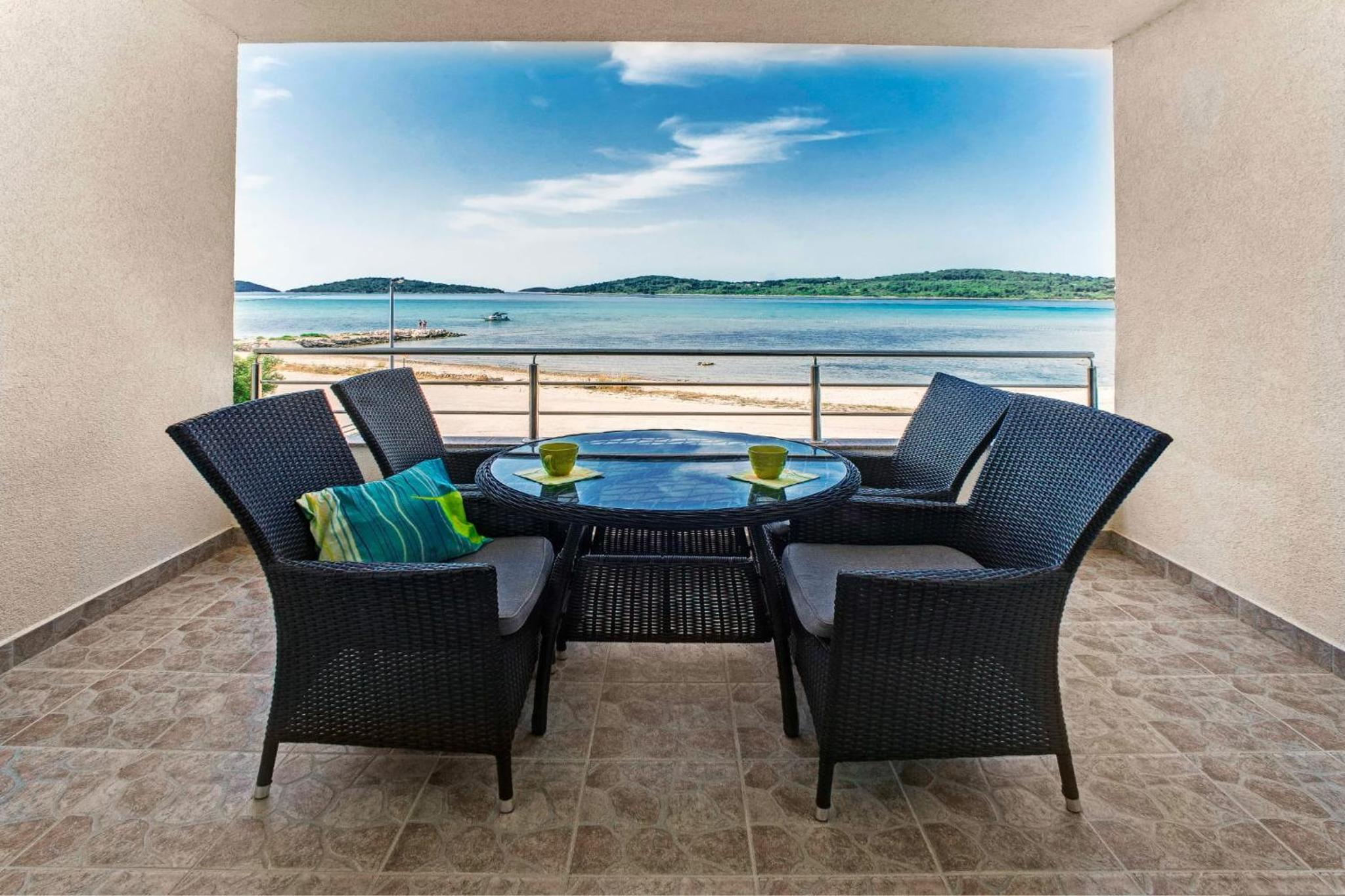 Apartment with Sea View photo 2
